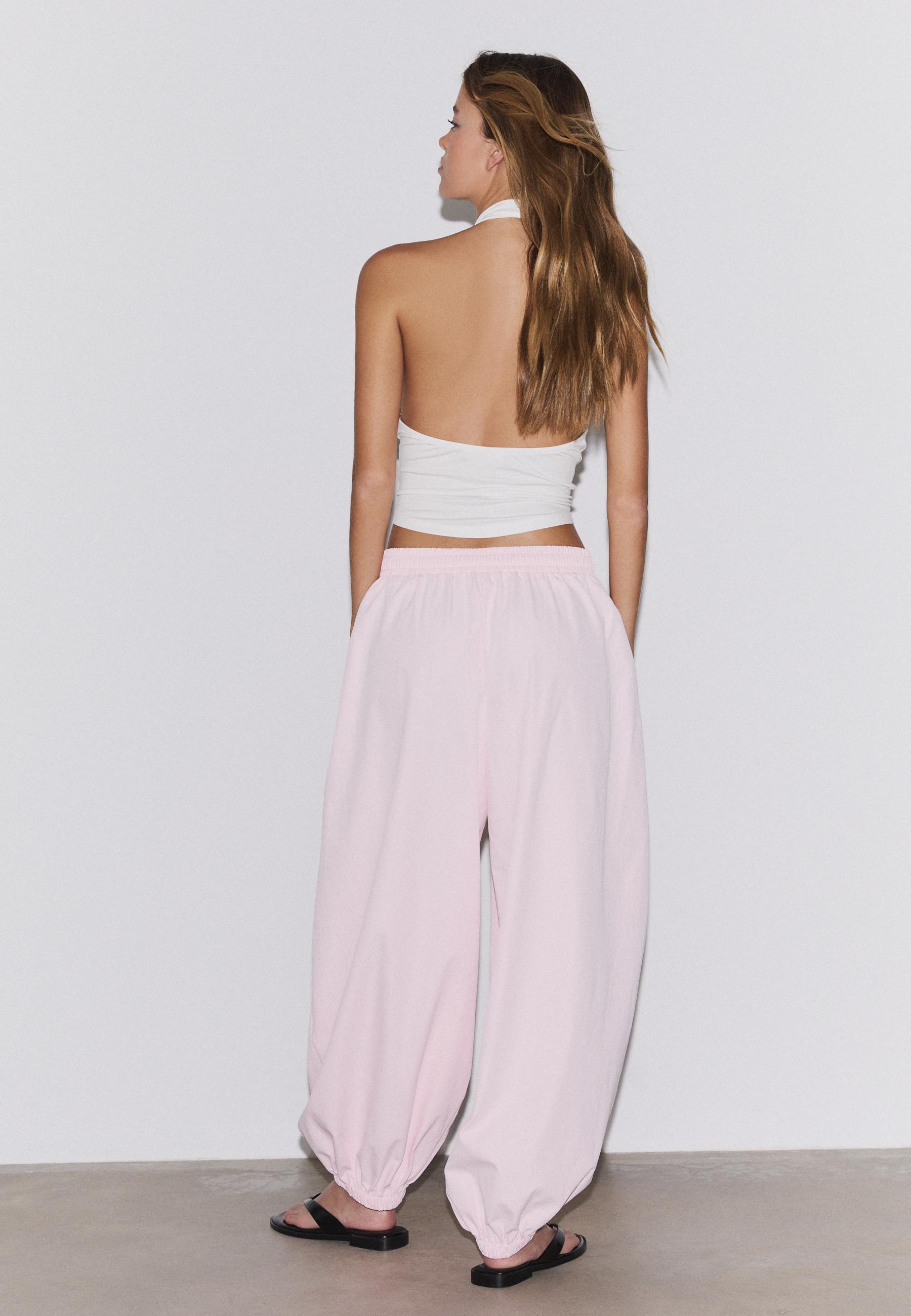 Technical balloon parachute trousers — Pastel pink