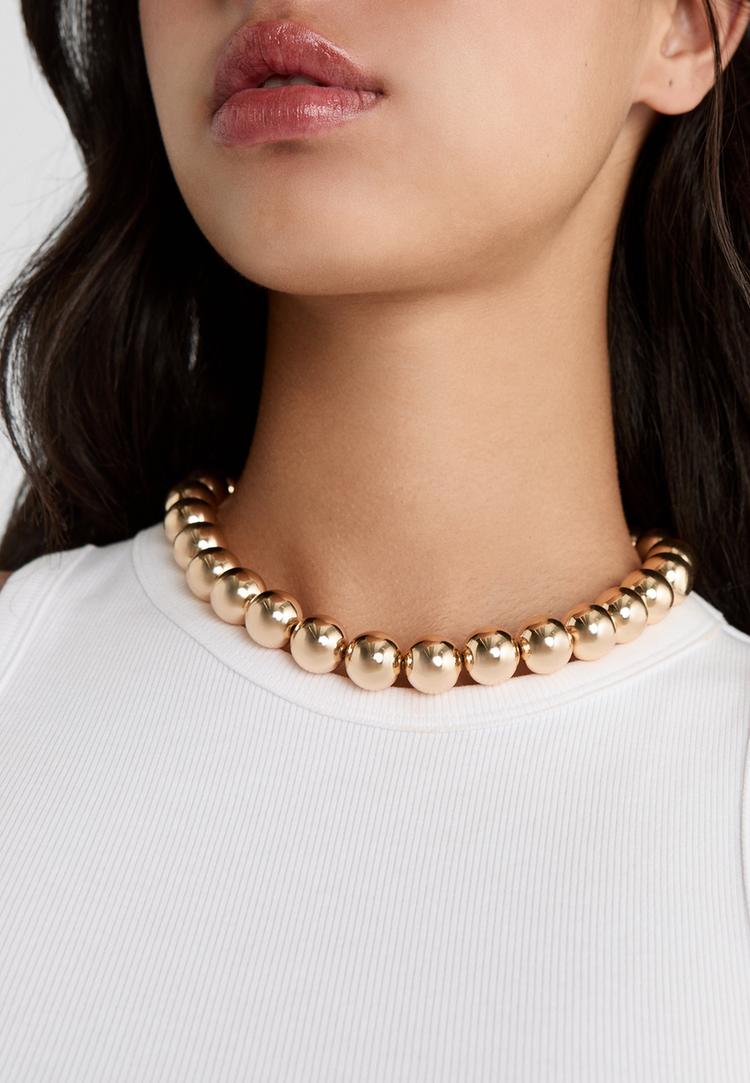 collana con sfere metalliche