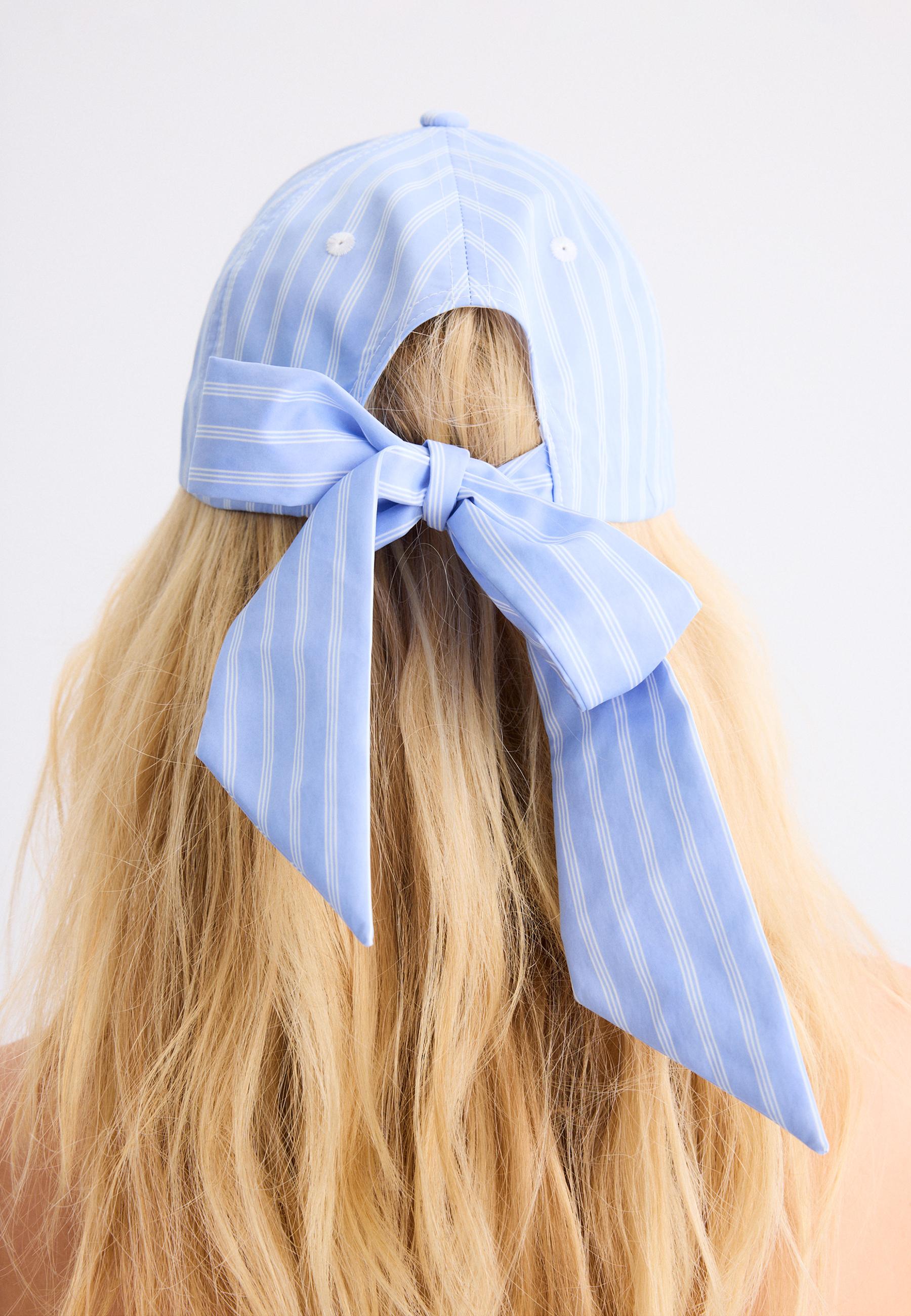 Striped bow cap — Blue