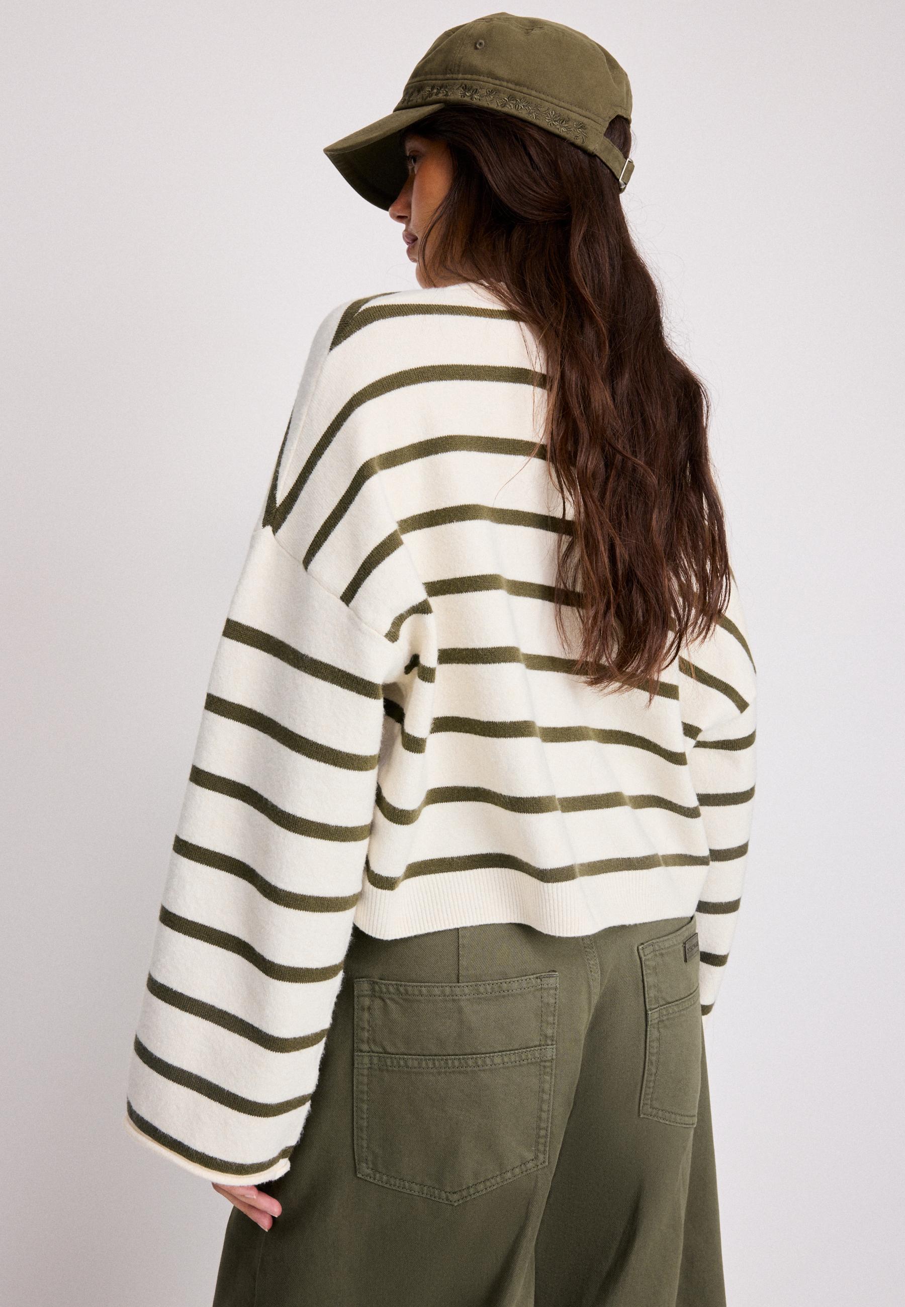 Wide sleeve cropped knit jumper — Vanilla