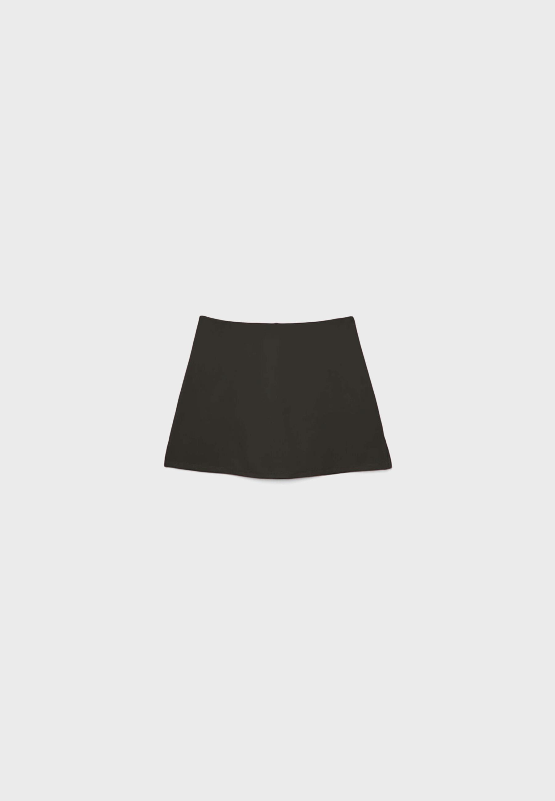 Short sports skort — Black