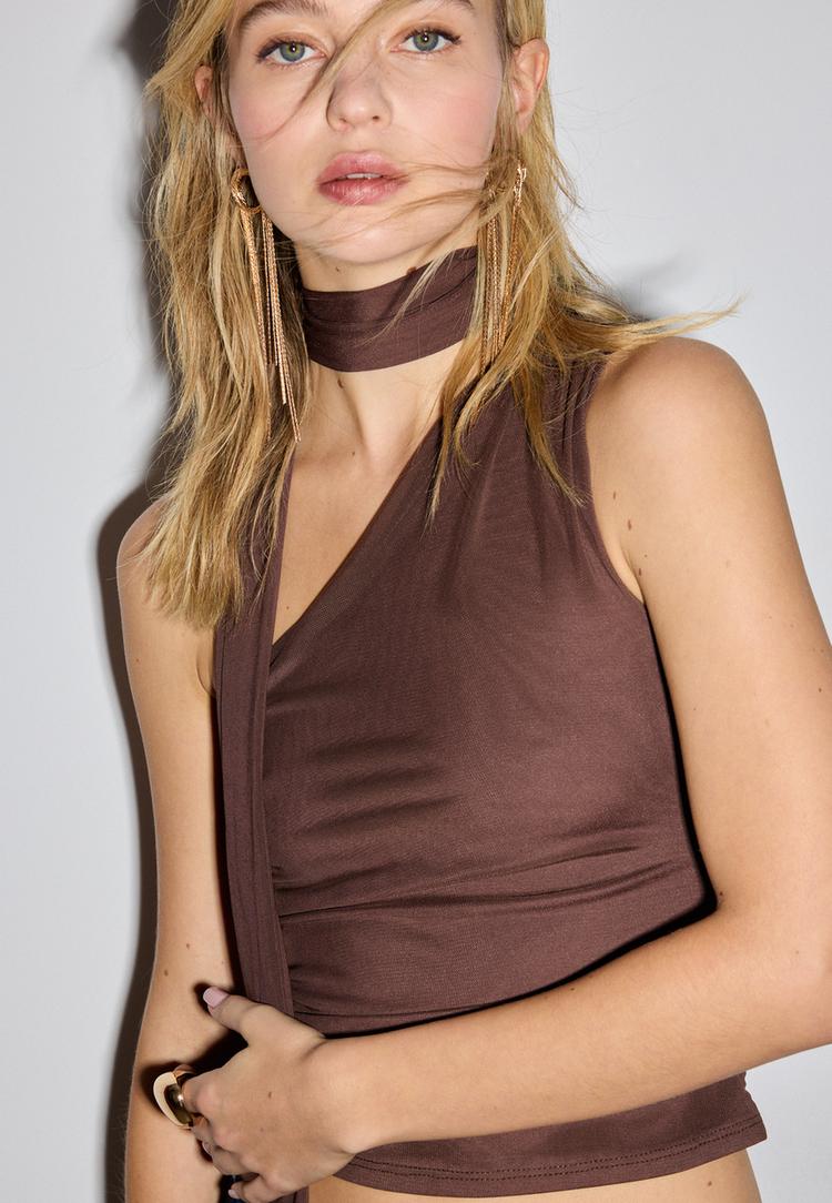 asymmetrisches-tulltop-mit-tuch