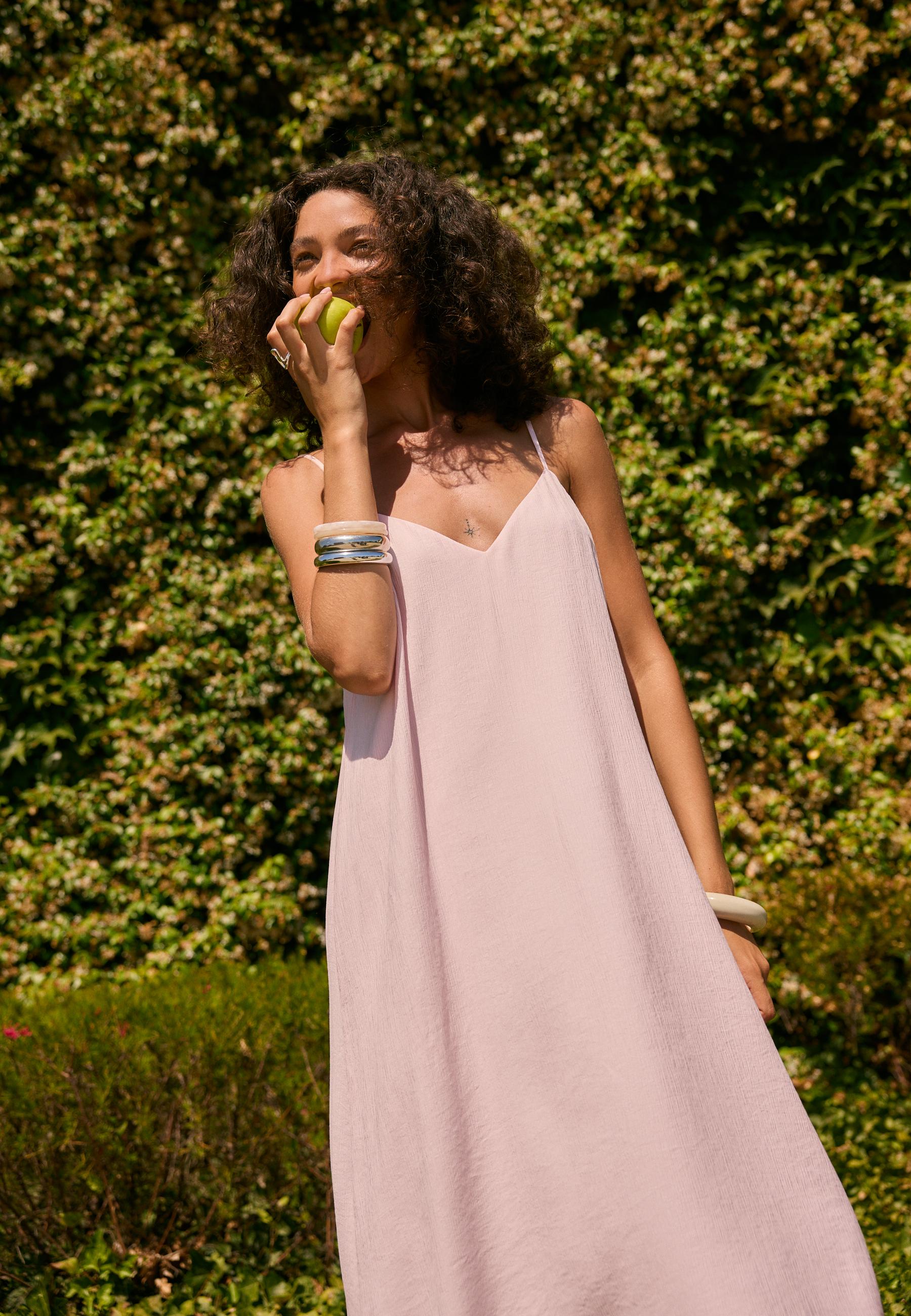 Textured strappy midi dress — Dusty rose