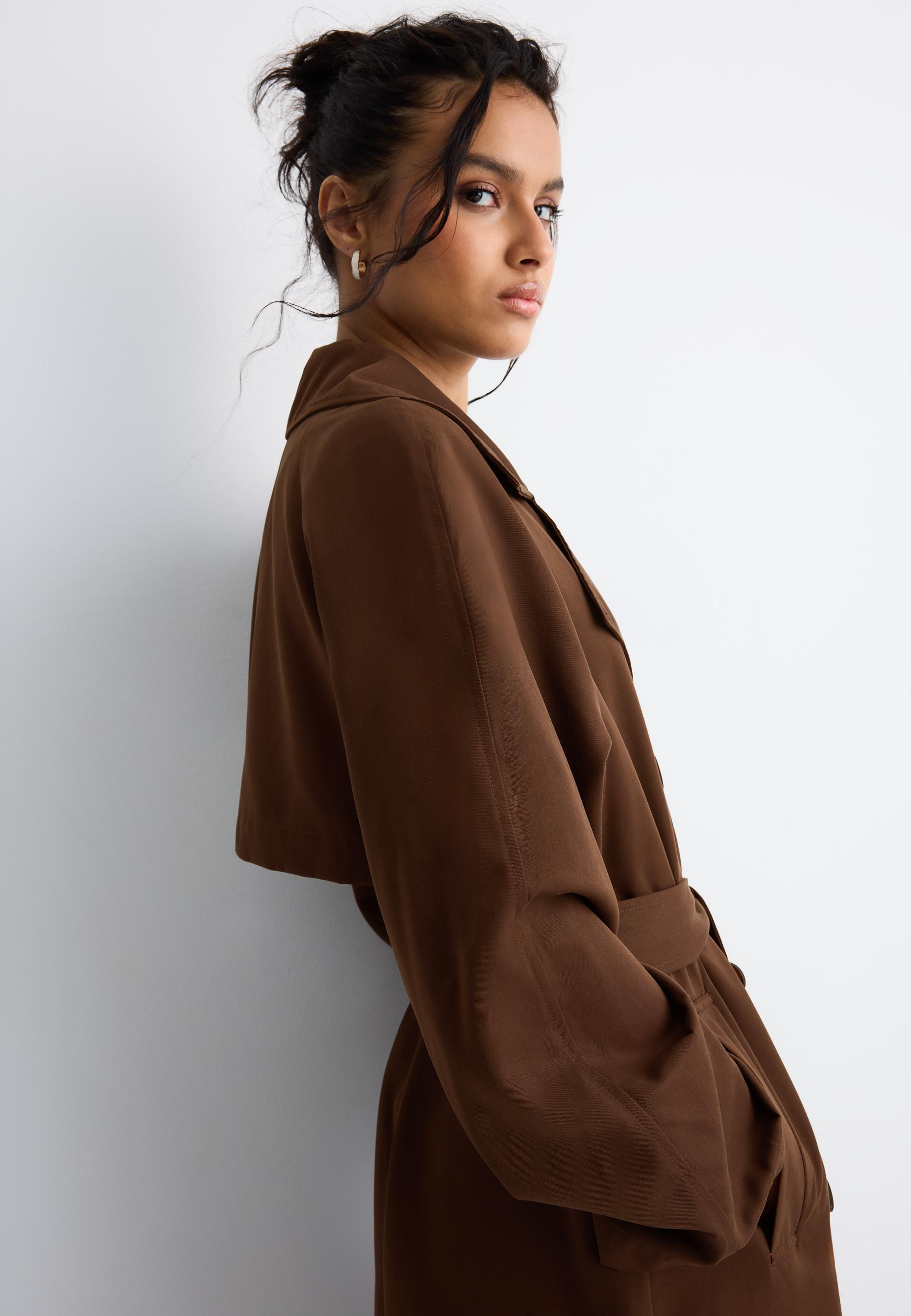 Oversized long flowing trench coat — Brown