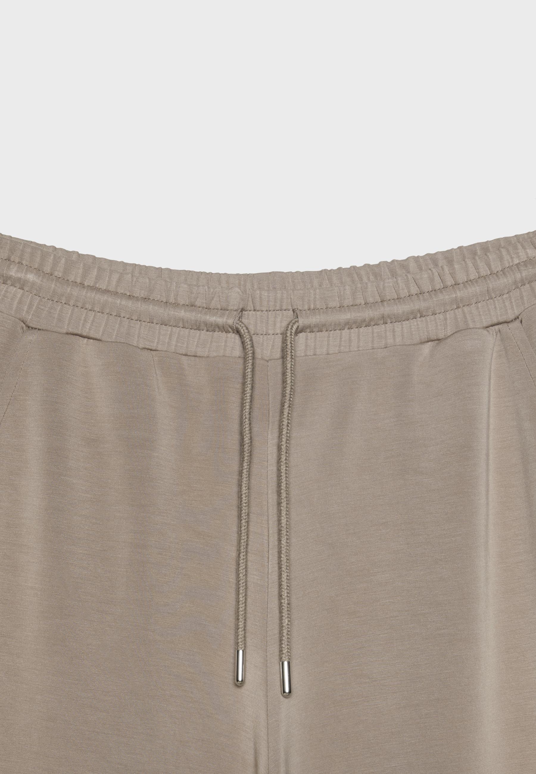 Soft-touch palazzo joggers — Beige