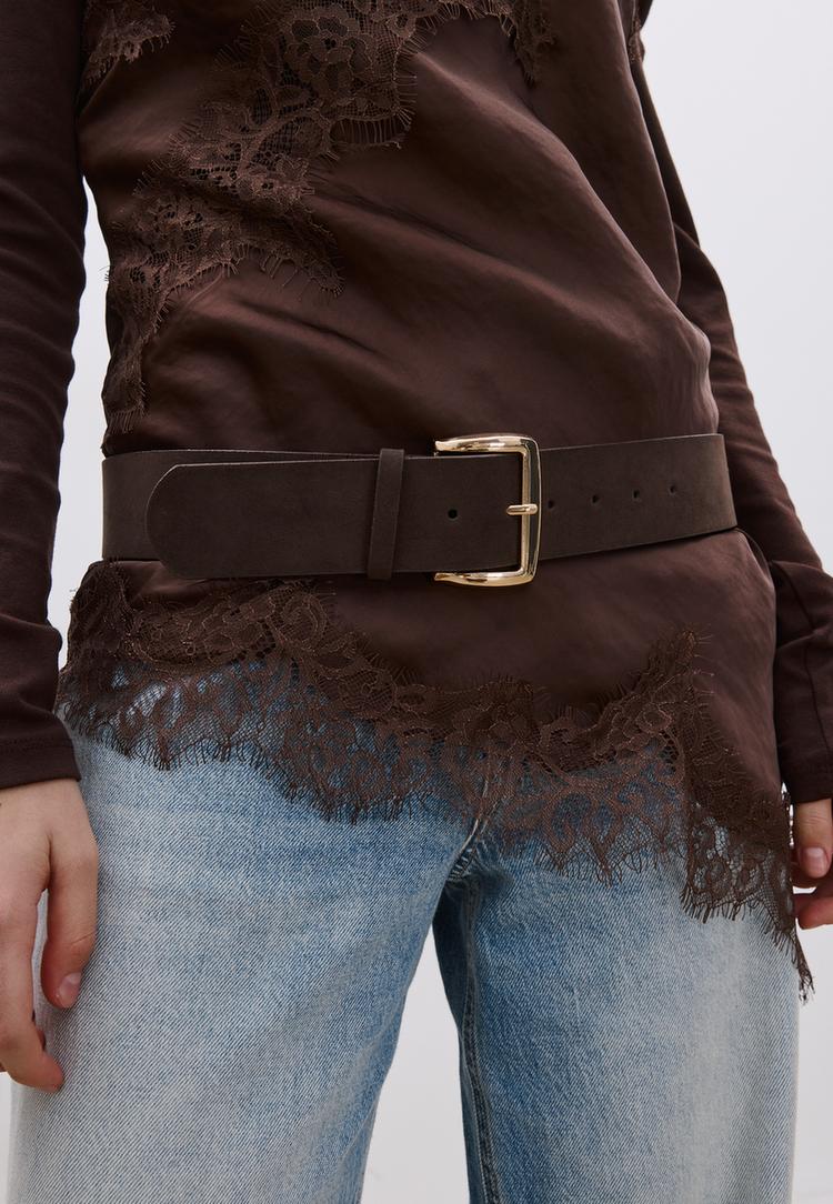 cinto semi largo efeito de camur%C3%A7a