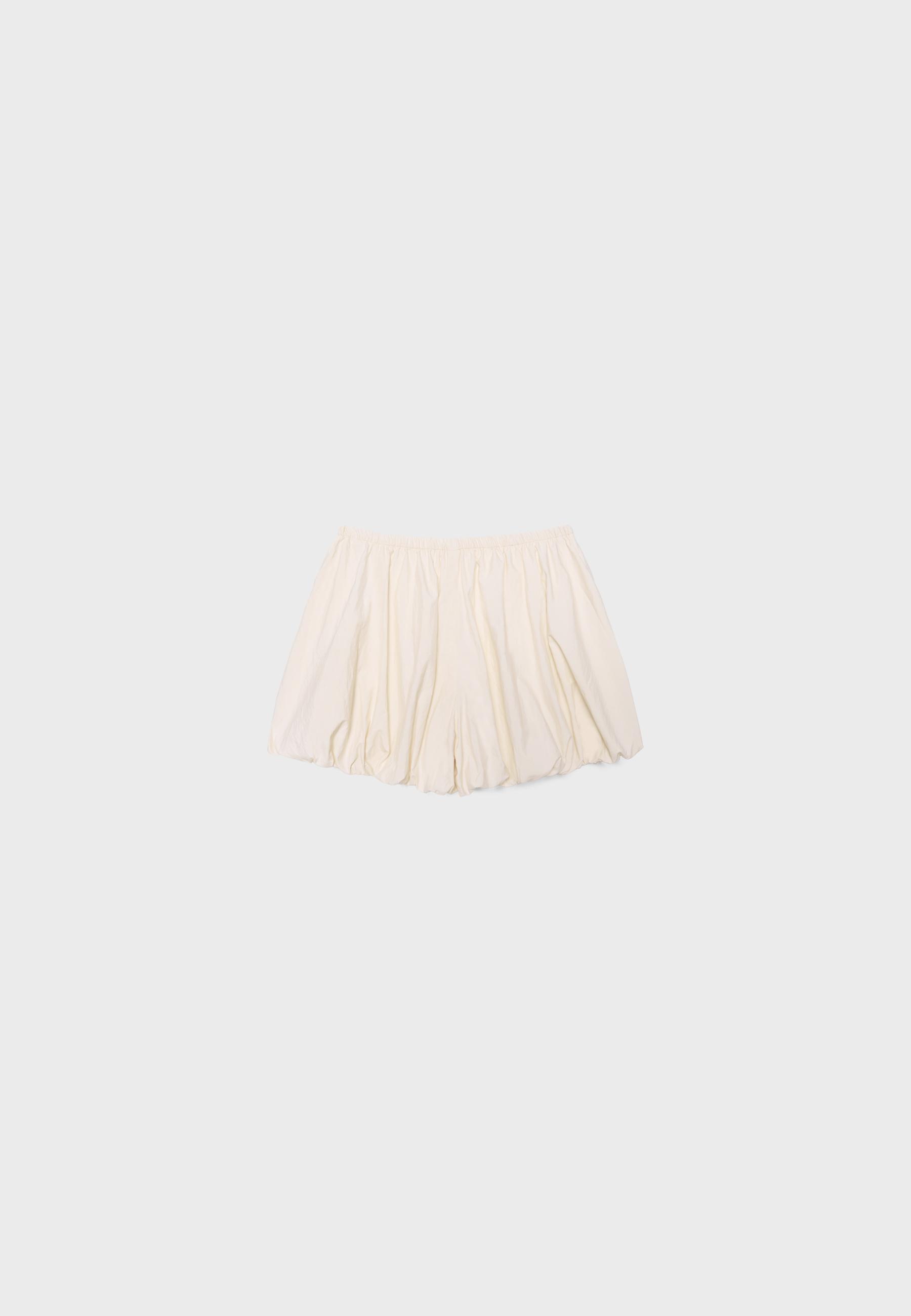 Technical balloon shorts — Ecru