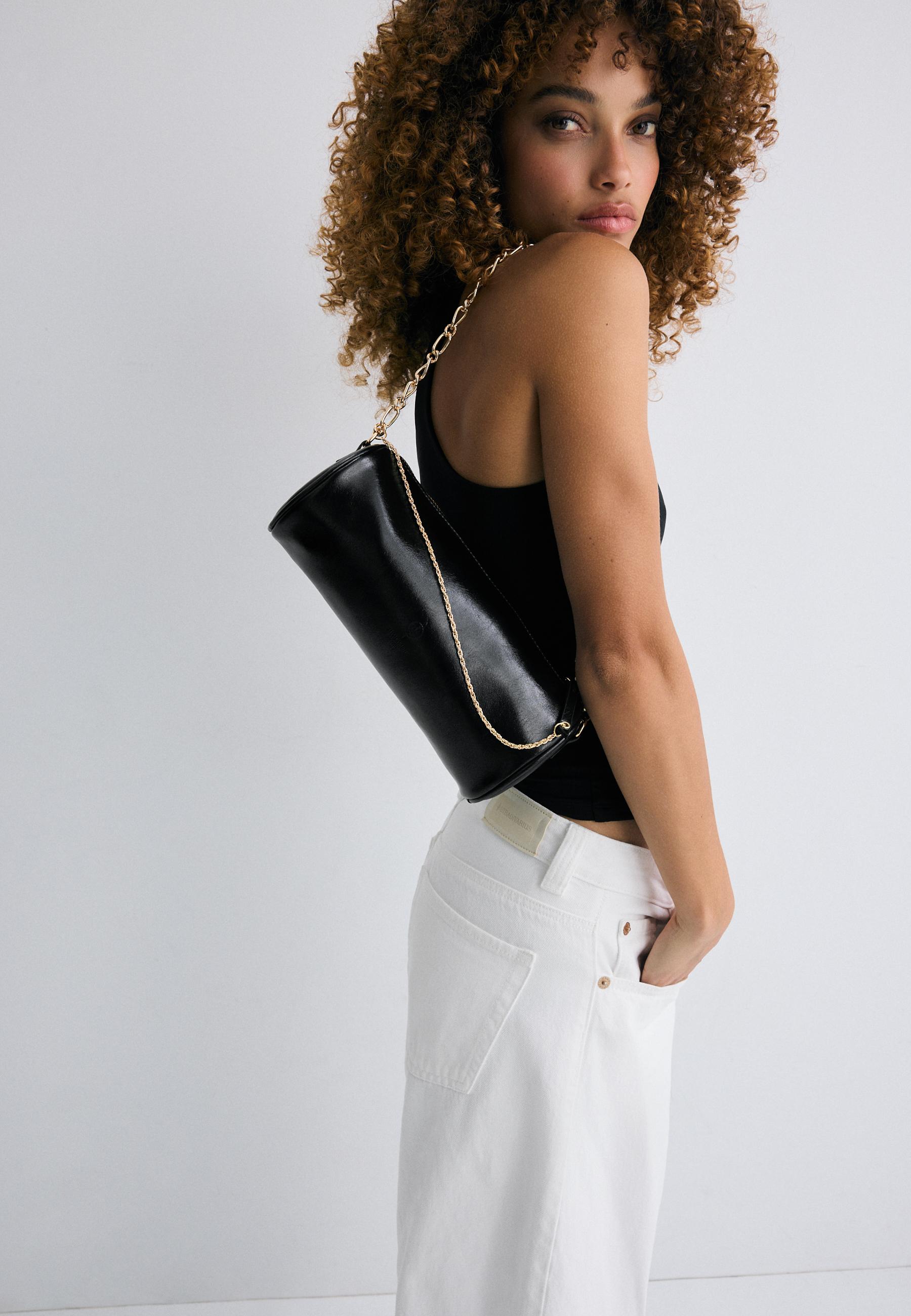 Shoulder bag with chain handle — Black