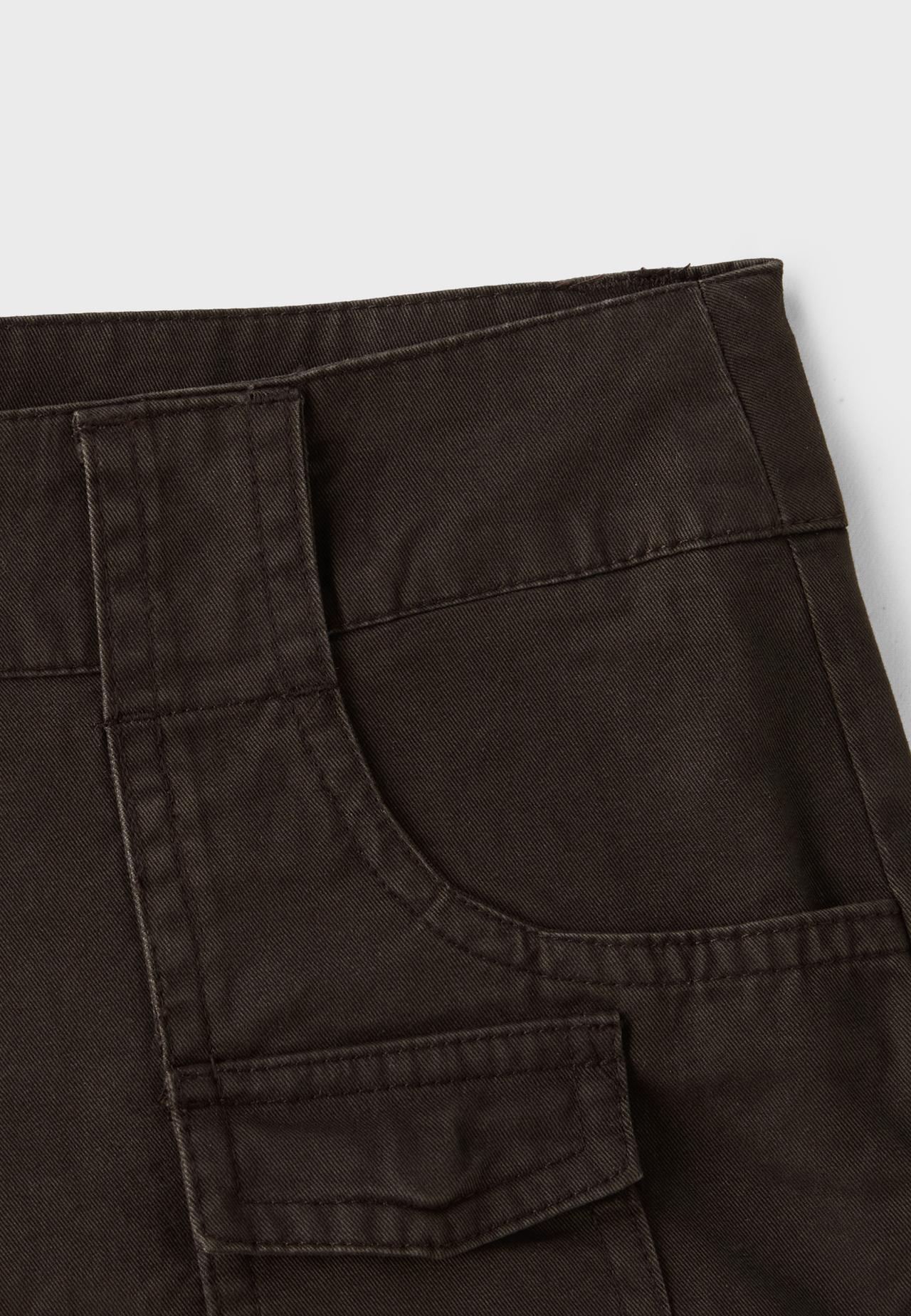 Regular mini shorts with pockets — Brown