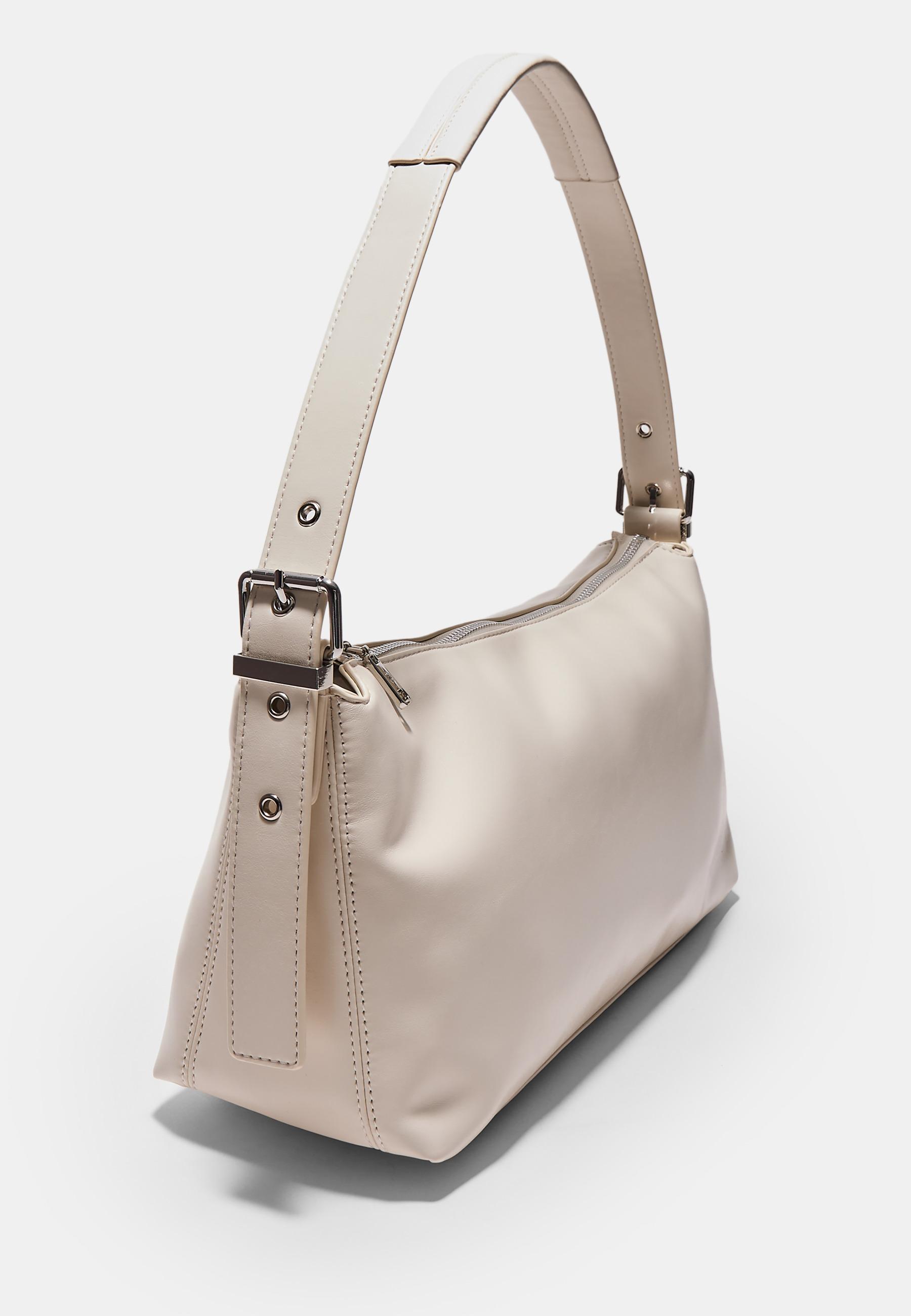 Yumuşak dokunuşlu tokalı omuz çantası