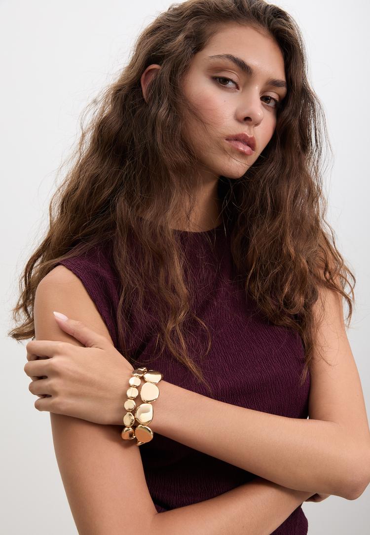 set-mit-2-elastischen-armbandern-mit-volumen