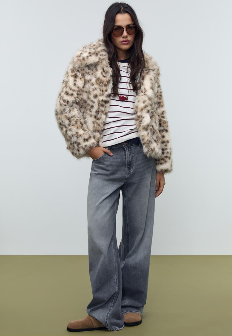 Stradivarius Jakke I Imiteret Pels Med Leopardprint S