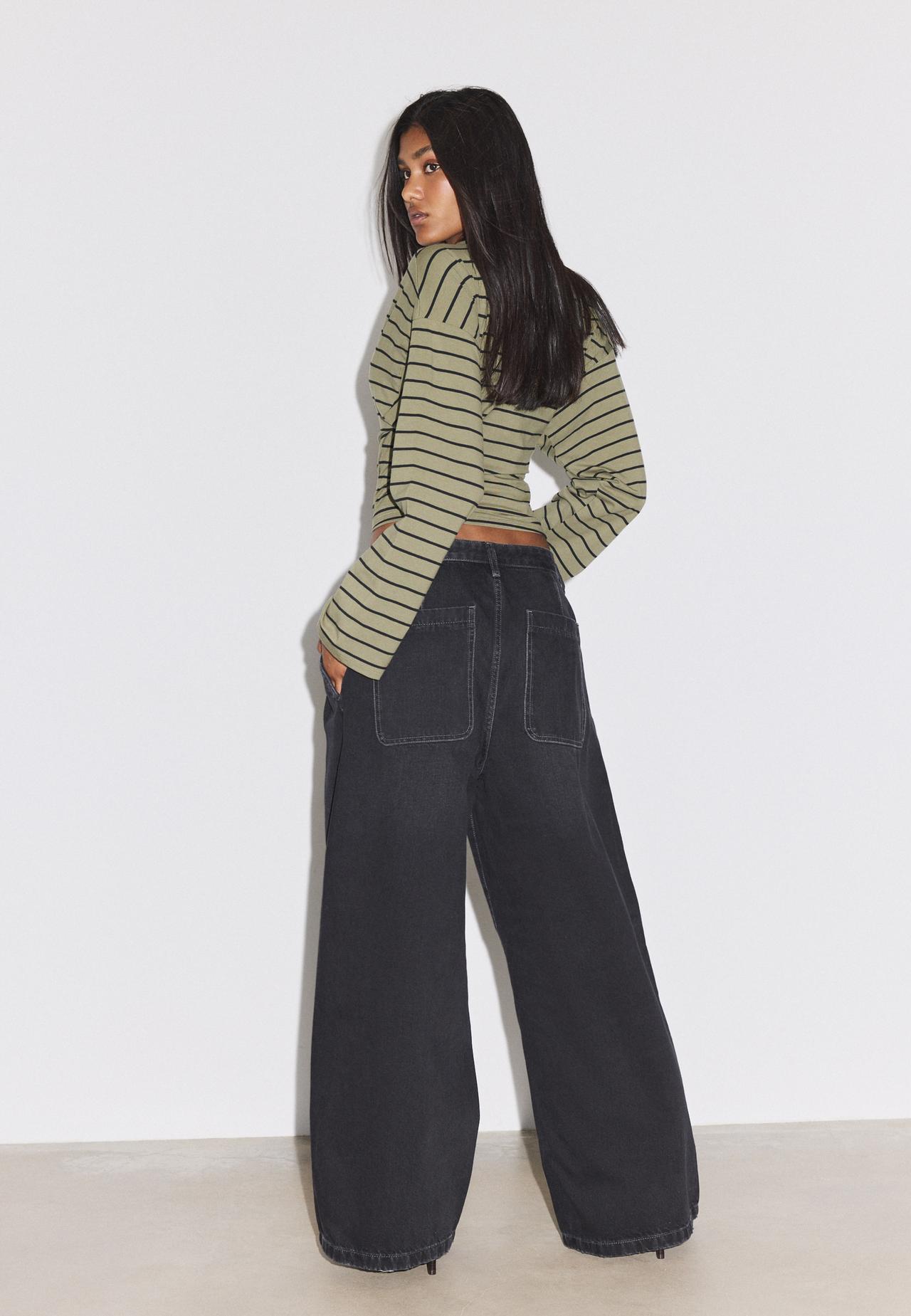 Wide-leg pleated jeans — BLACK DENIM WASHED EFFECT 