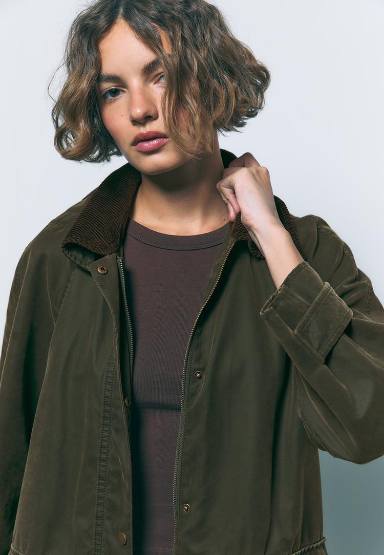 lange gewaxte parka met afneembare capuchon