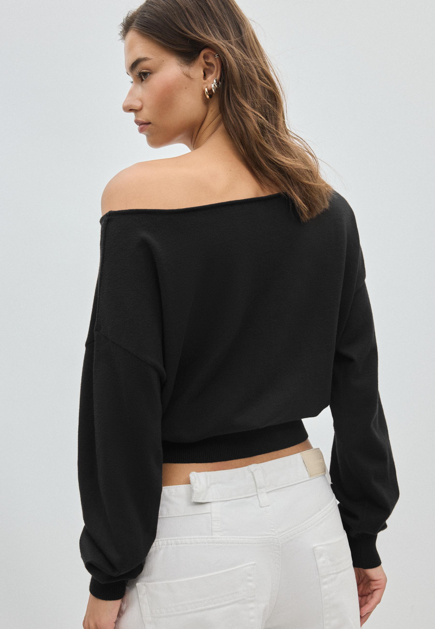 Asymmetric knit sweater — Black