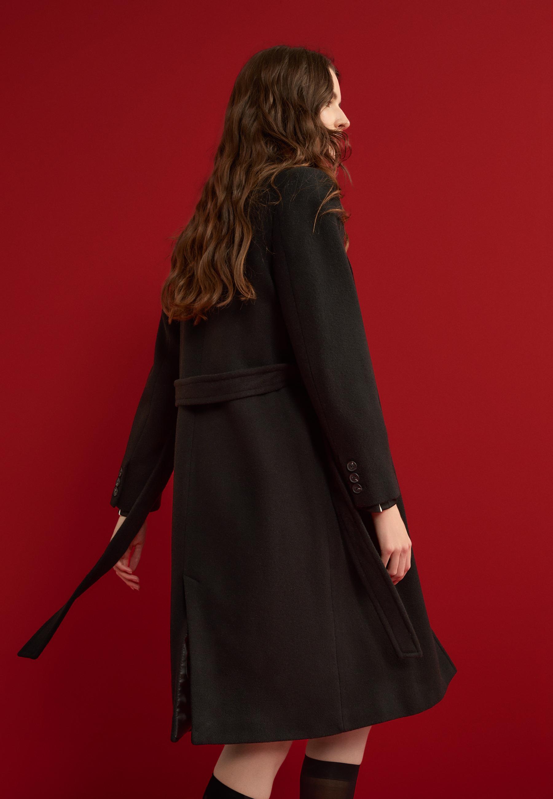 Felt texture coat with belt — Black
