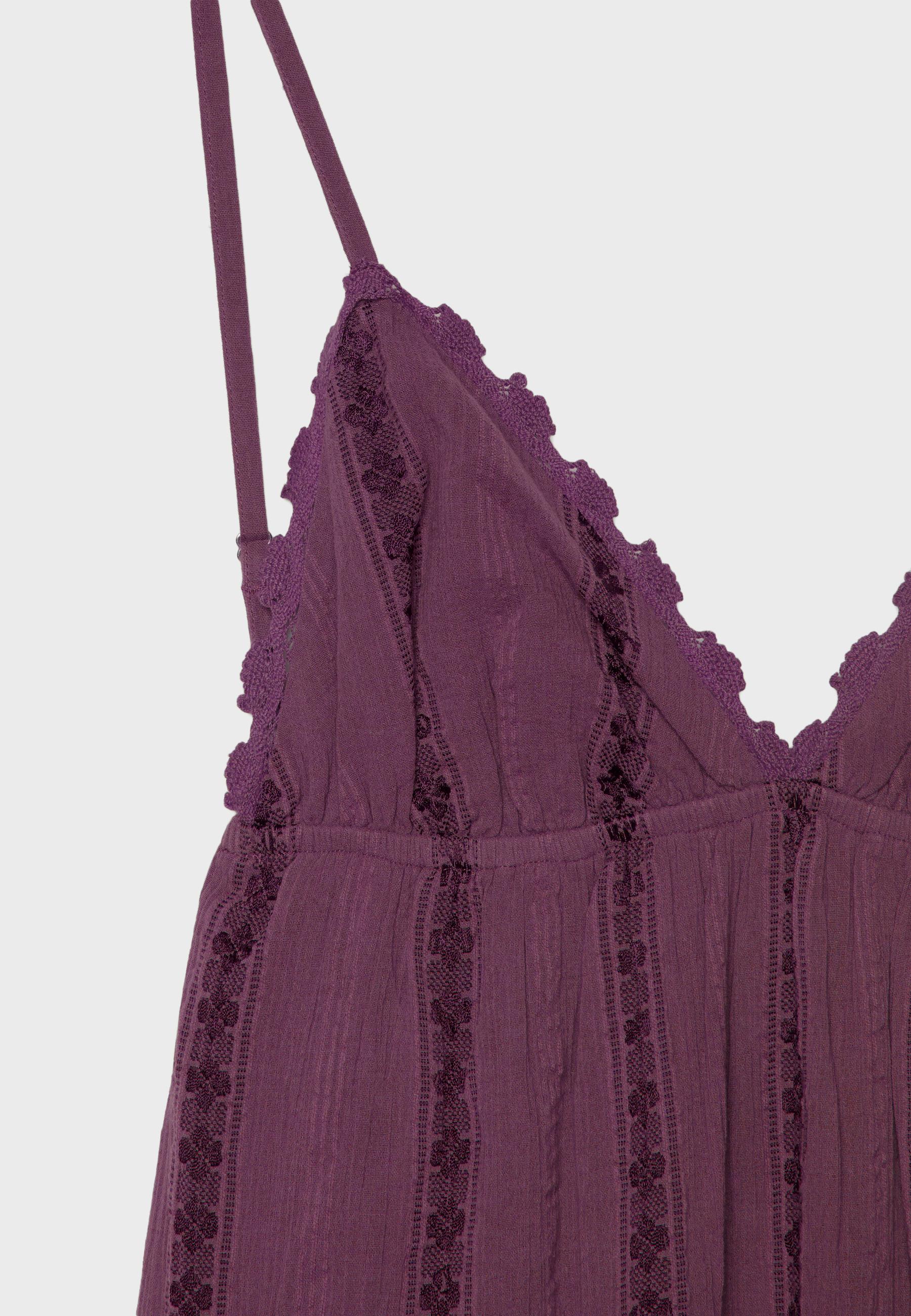 Long flowing dress with open back — Purple