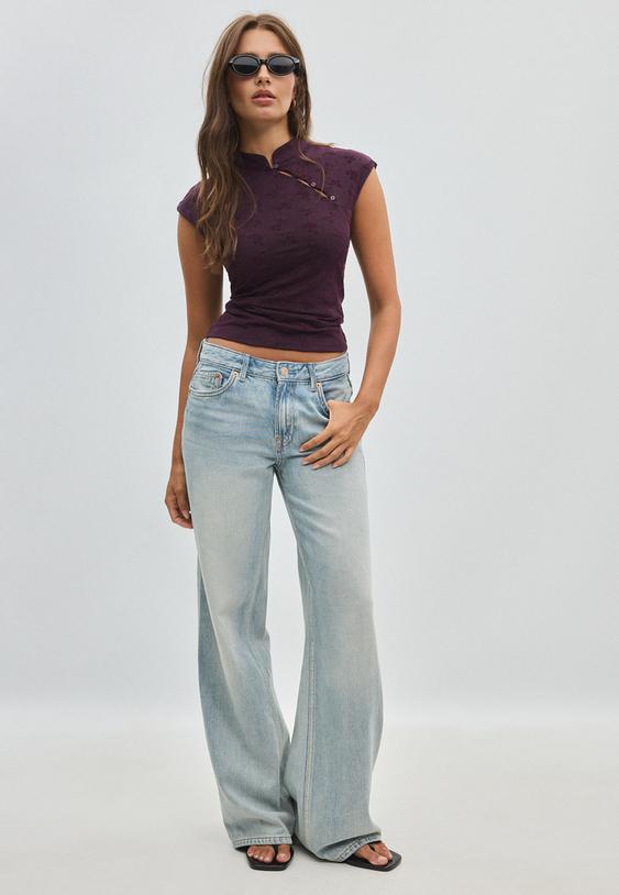 Stradivarius Flocked Stand Collar T-Shirt Purple Xs