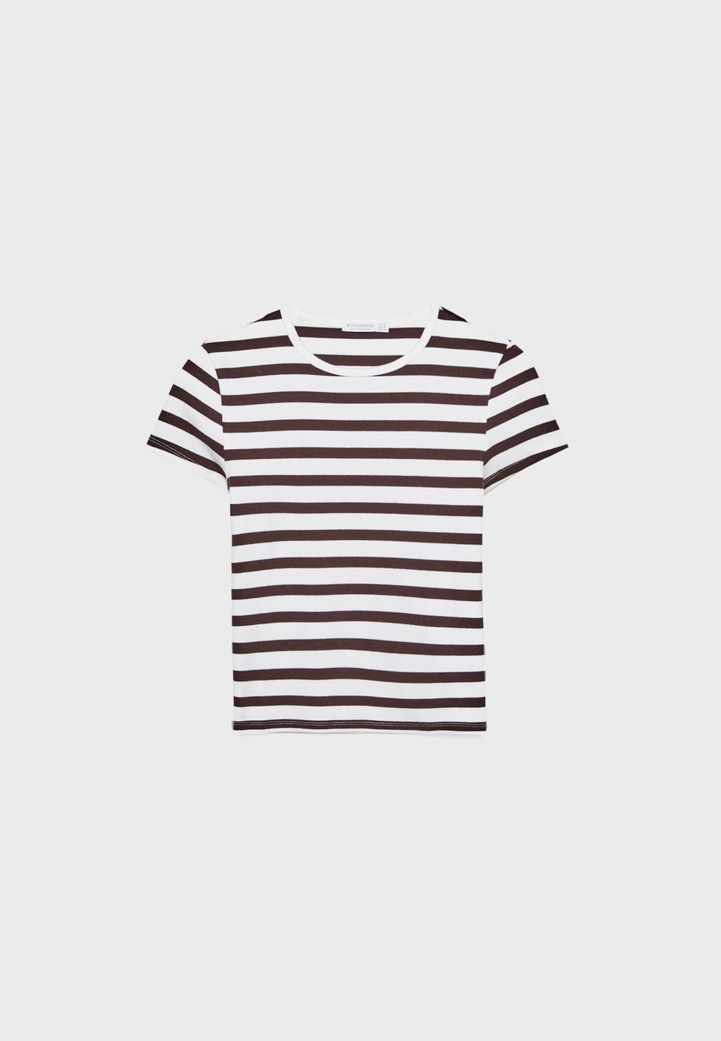 Camiseta básica slim fit rayas