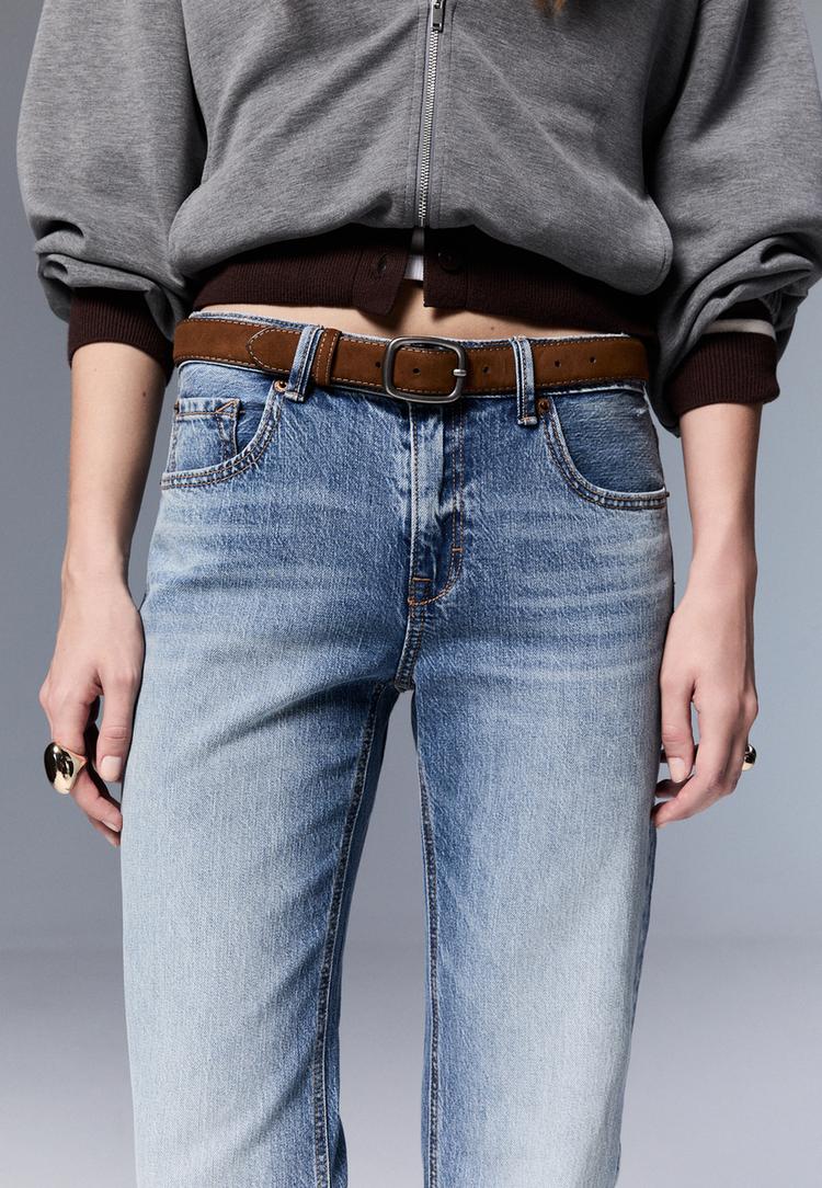 d68 bootcut fit jeans with belt