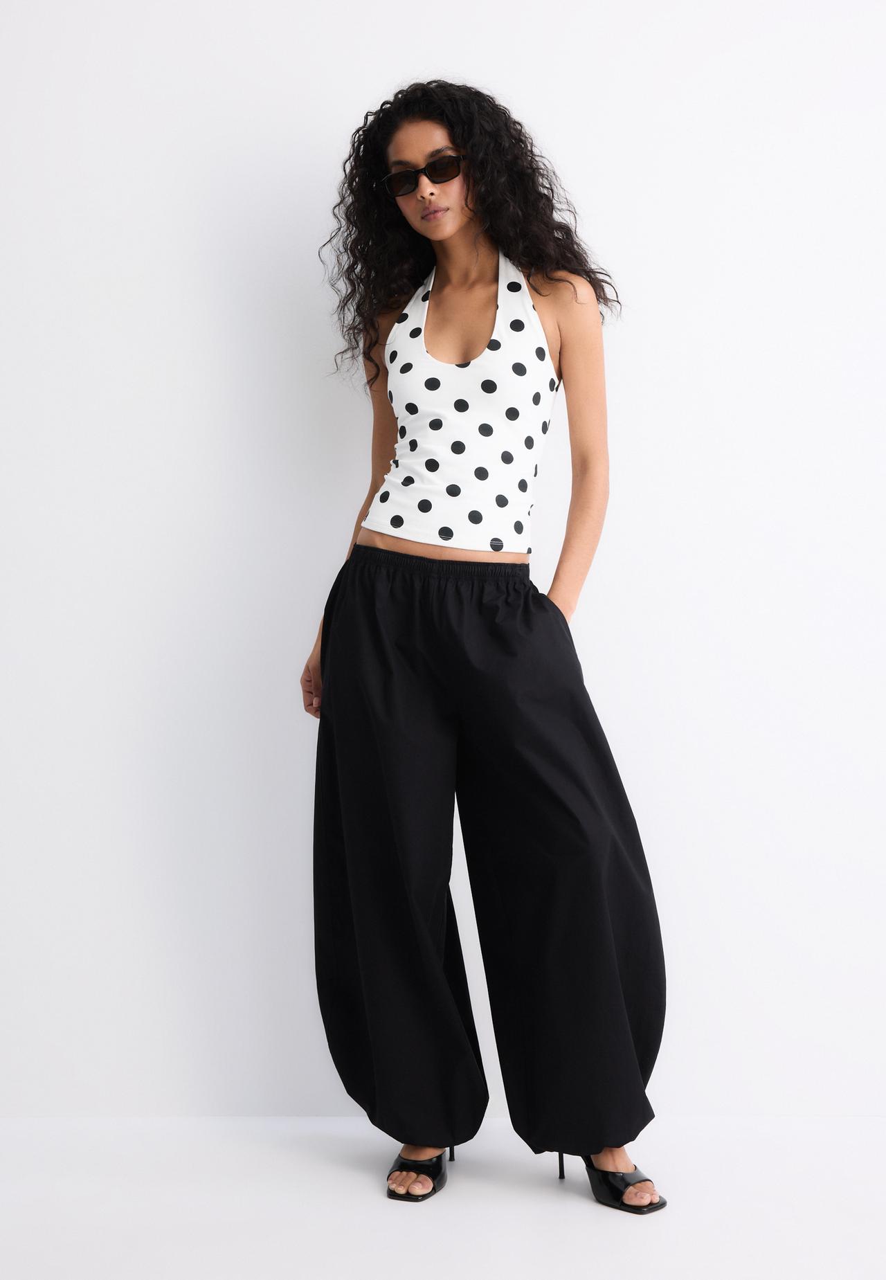 Basic halter top — Ecru