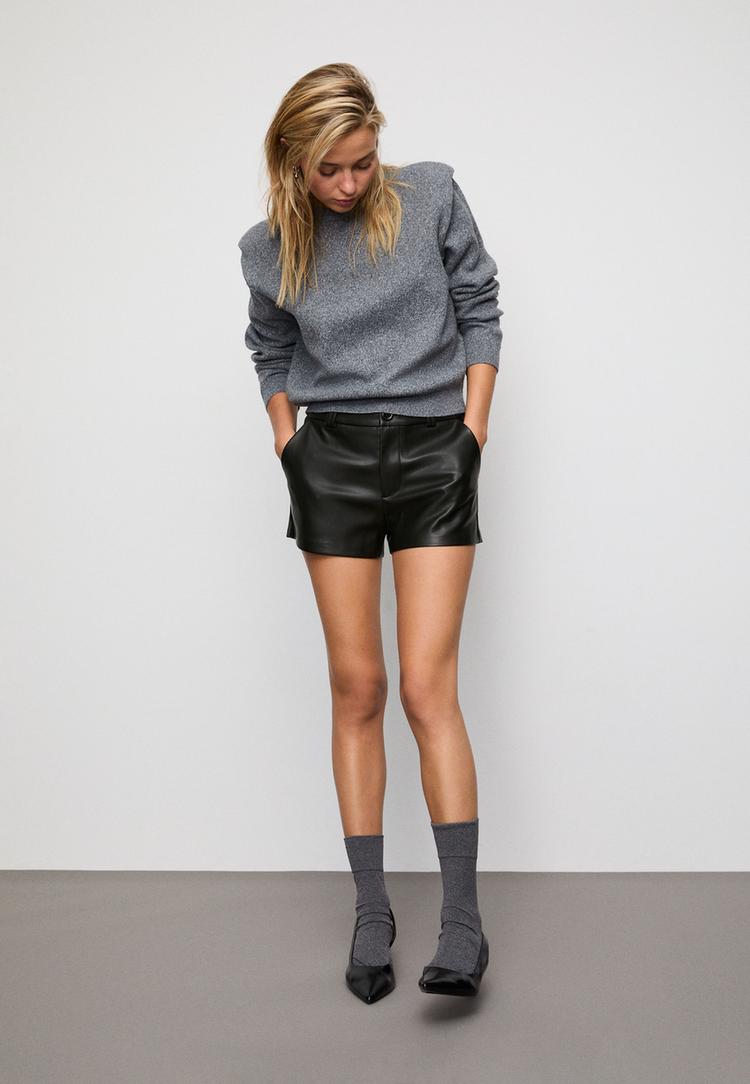 shorts mini efecto piel