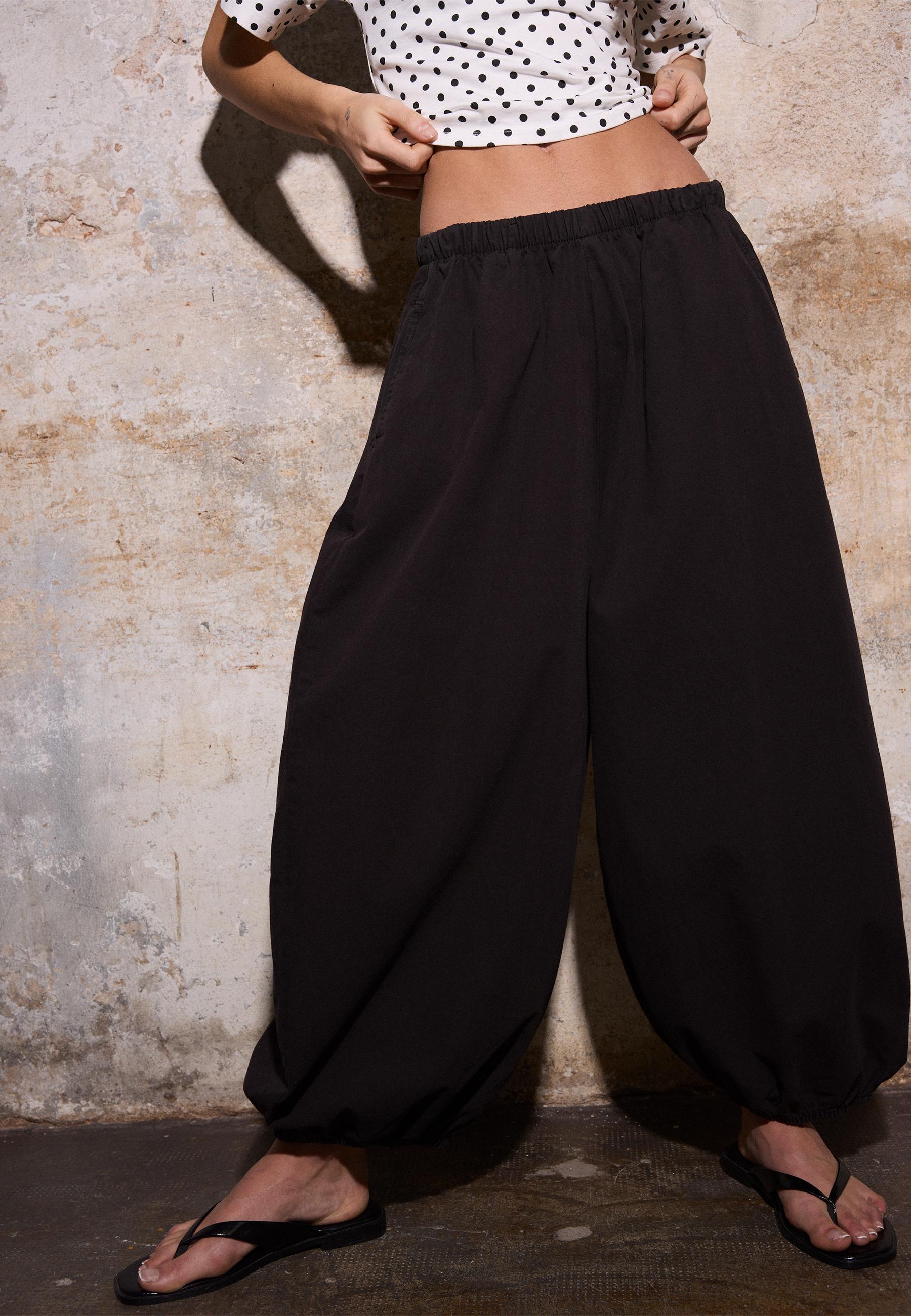 Poplin bloomer trousers — Black