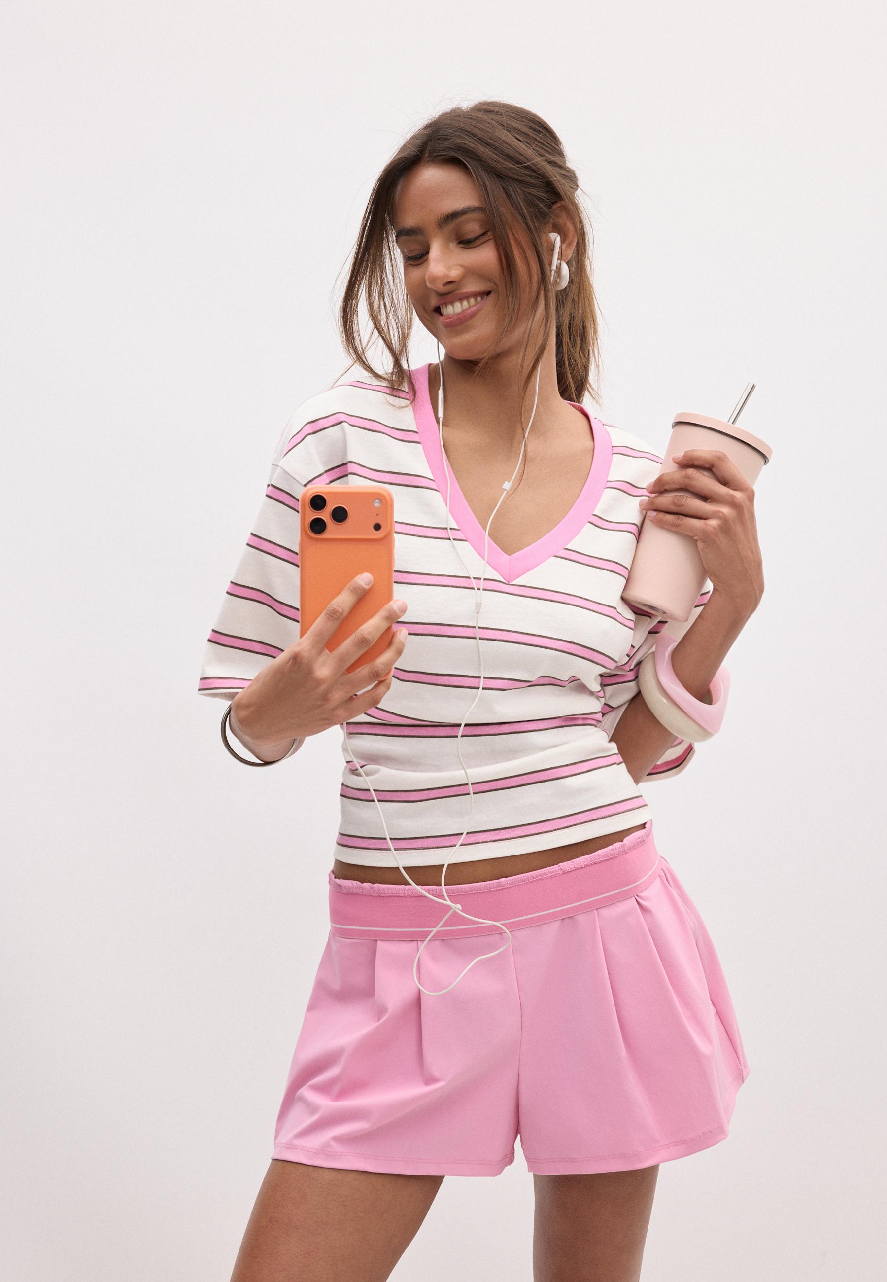 Smart shorts with elasticated waistband — Bubblegum pink