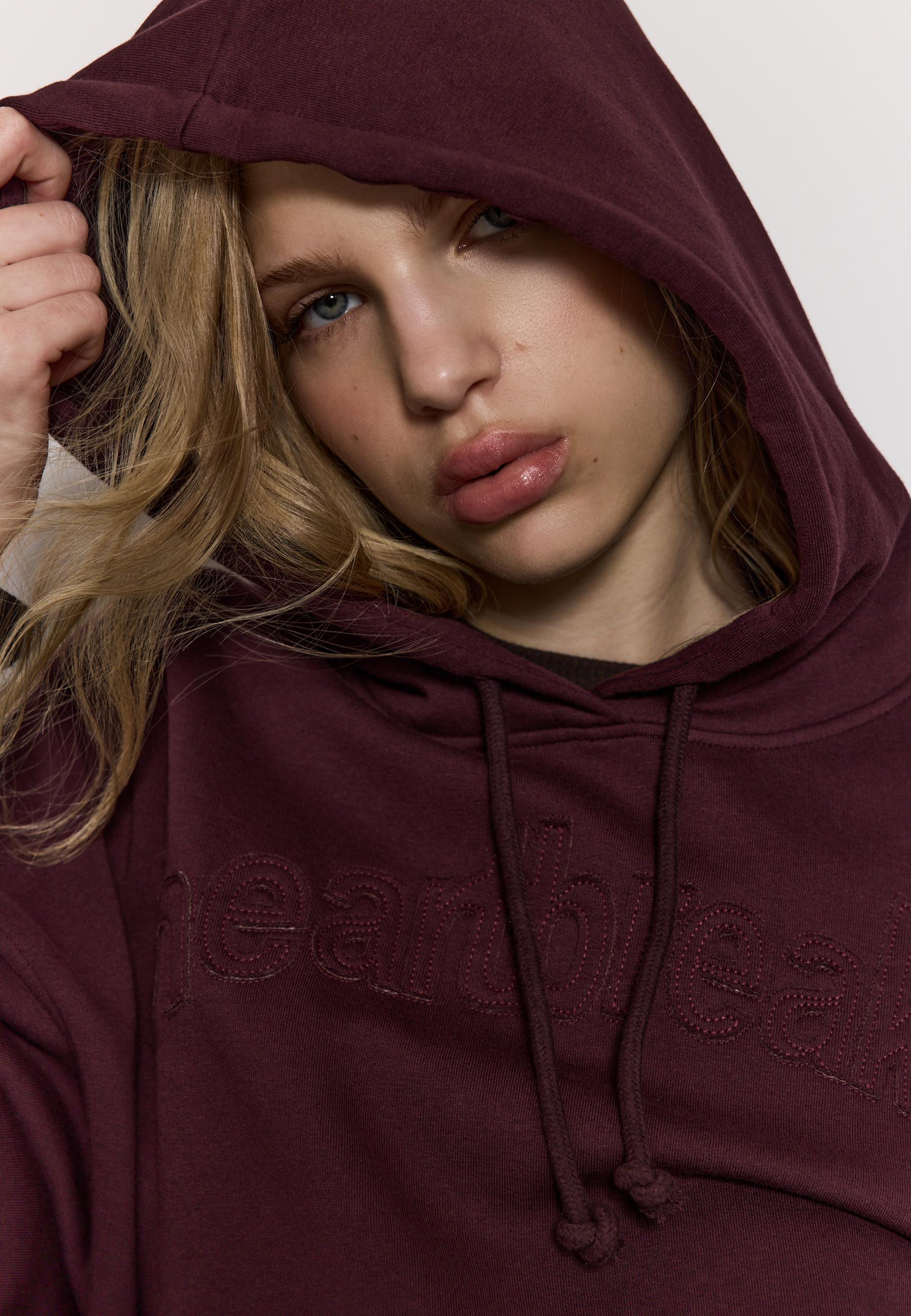Embroidered hood sweatshirt — Burgundy