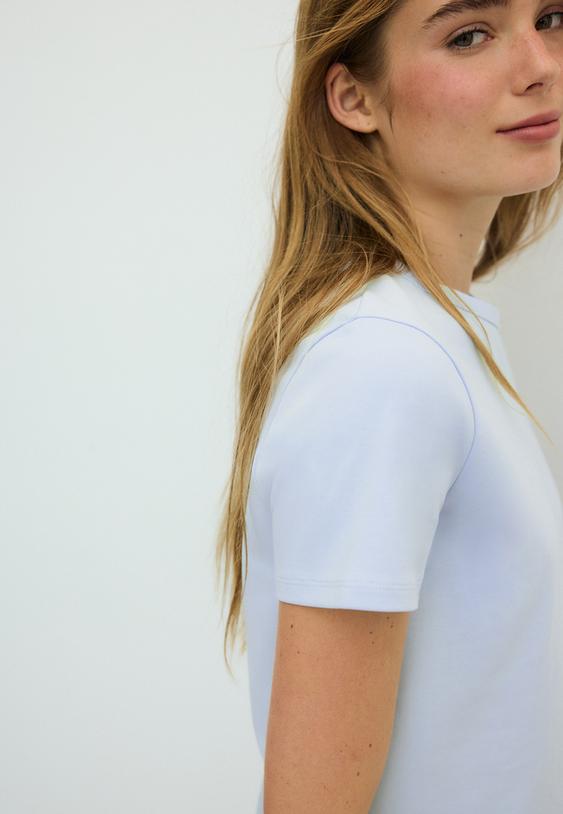 camiseta basica regular tacto suave
