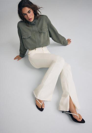 D74 stretch bell bottom jeans with slit — Vanilla 1