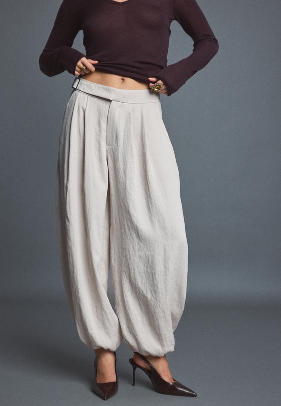 Stradivarius Sarouel Trousers With Buckle Ecru 10
