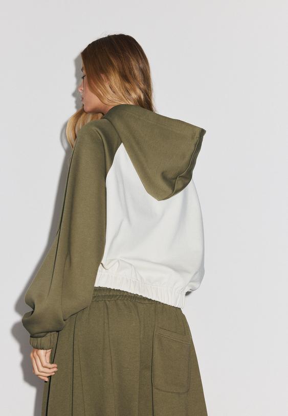 sweat zippe a capuche
