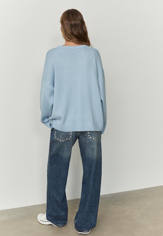 strickpullover-mit-rundausschnitt