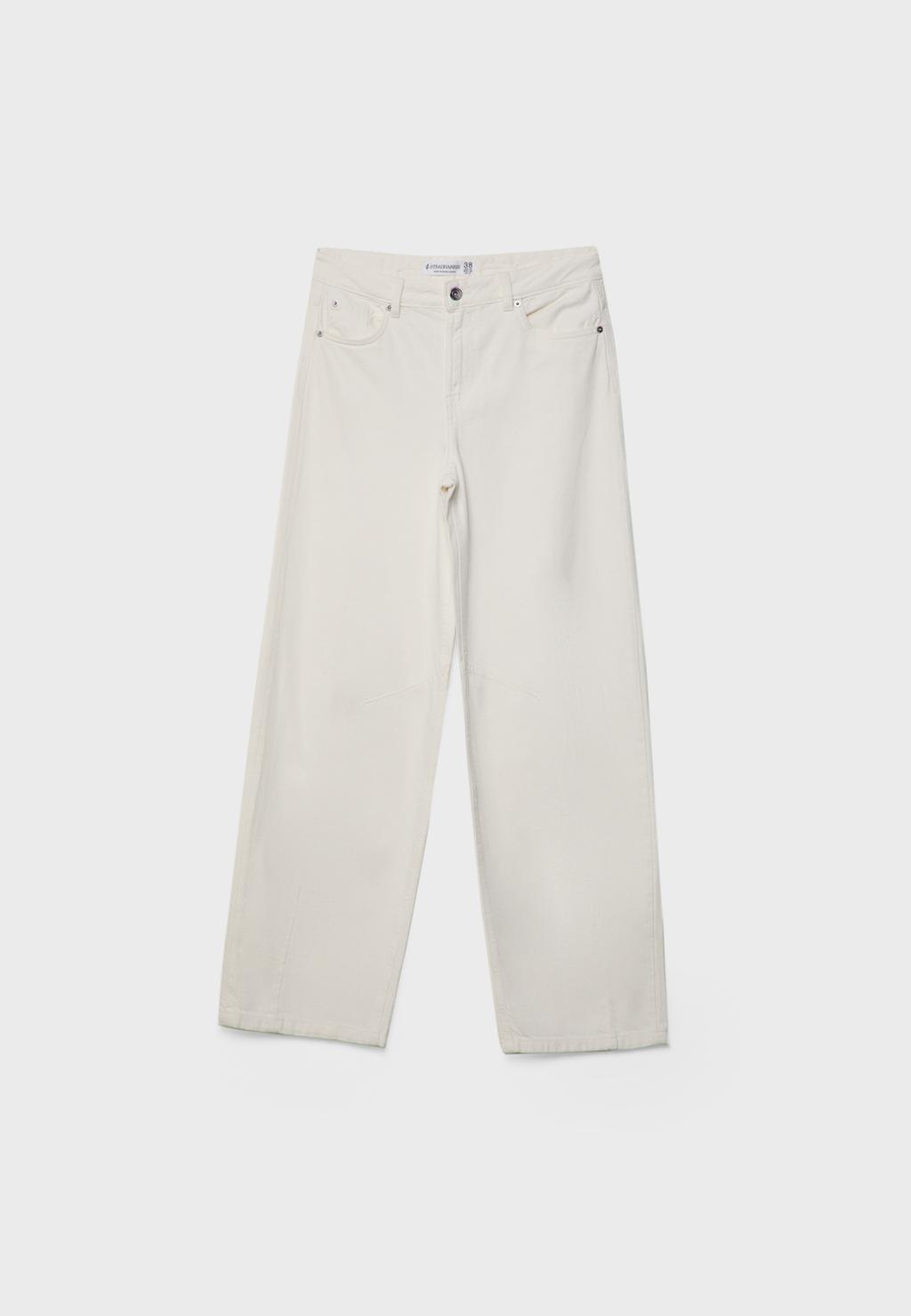 D82 Balloon fit barrel jeans