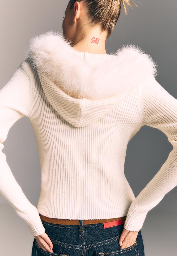 chaqueta de punto capucha efecto pelo