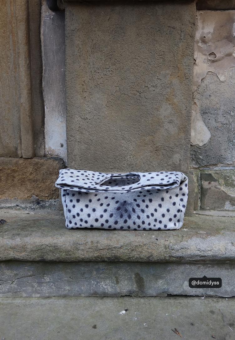 Stradivarius Τετράγωνη Τσάντα Χιαστί Χειρός Εκρού Os