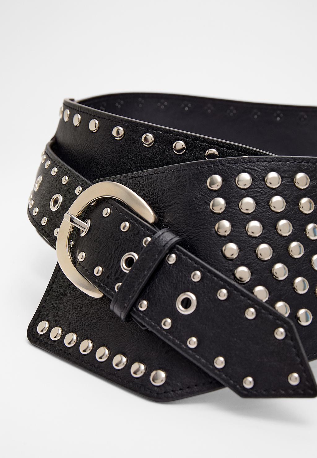 Ceinture asymétrique à clous