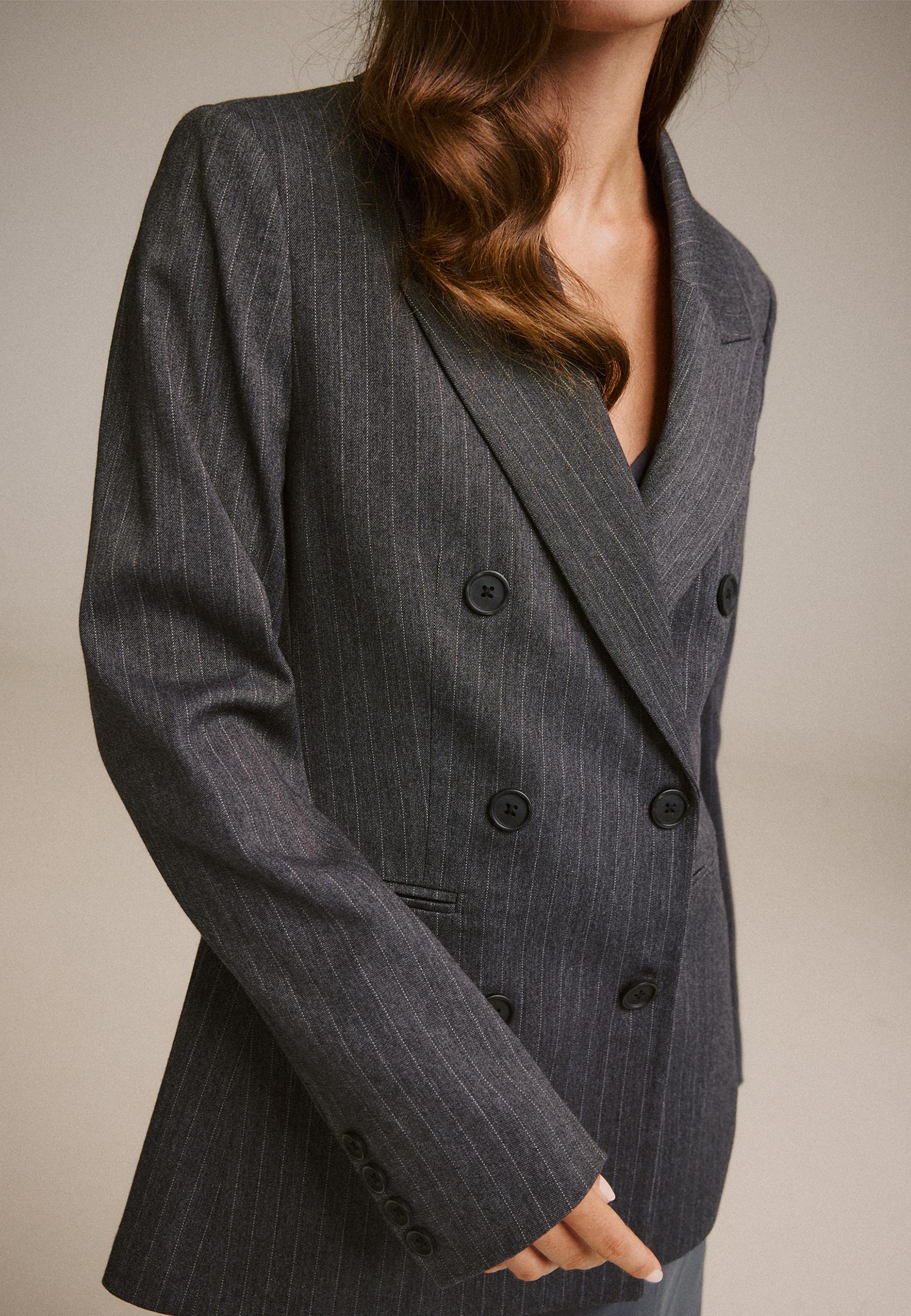 Fitted striped buttoned blazer — Grey
