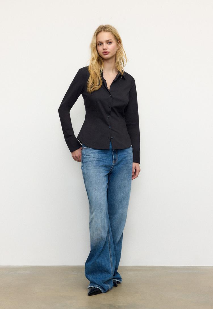 Stradivarius Βασικό Εφαρμοστό Πουκάμισο Μαύρο L