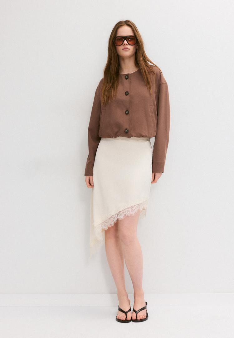 Stradivarius Vatovaná Bunda S Kulatým Výstřihem Brown L