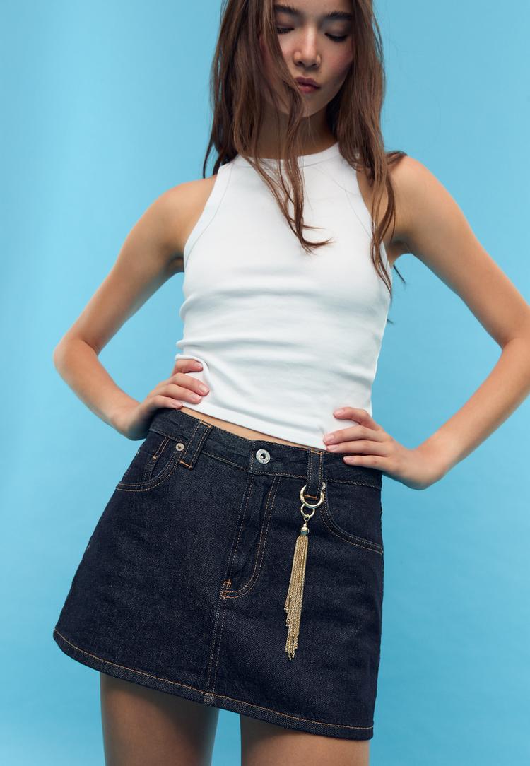 llavero charm pompon metalico