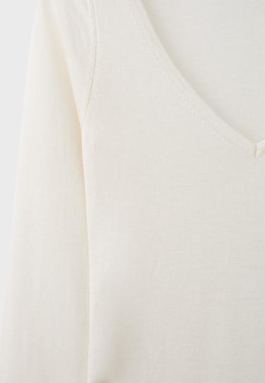 Basic wool and silk V-neck sweater — Vanilla 10