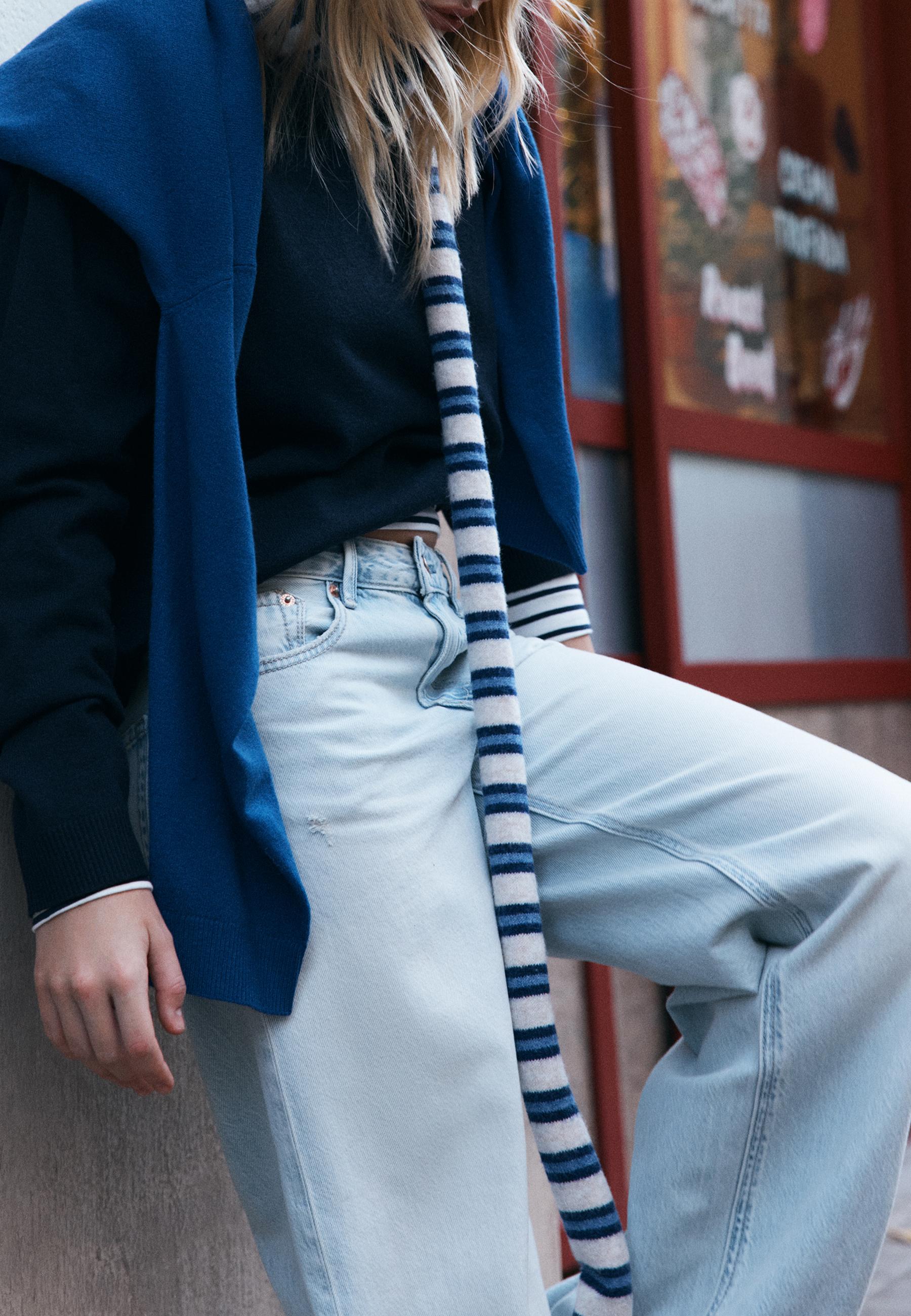 D91 Low wide-leg jeans — MEDIUM BLUE DENIM (alternate view)