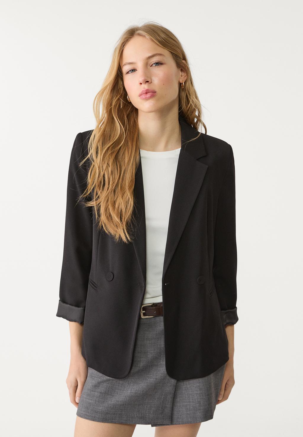 Fitted double-breasted blazer