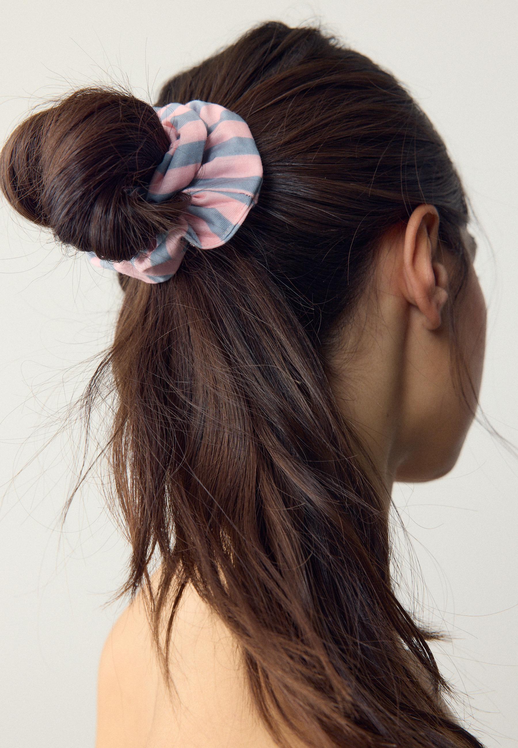 Set of 3 scrunchies — Pastel yellow