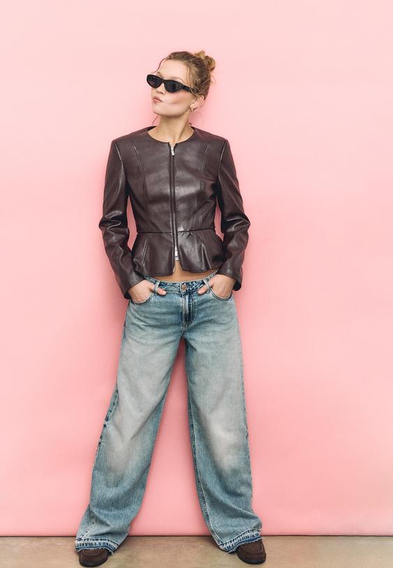 blazer senza collo con baschina in finta pelle