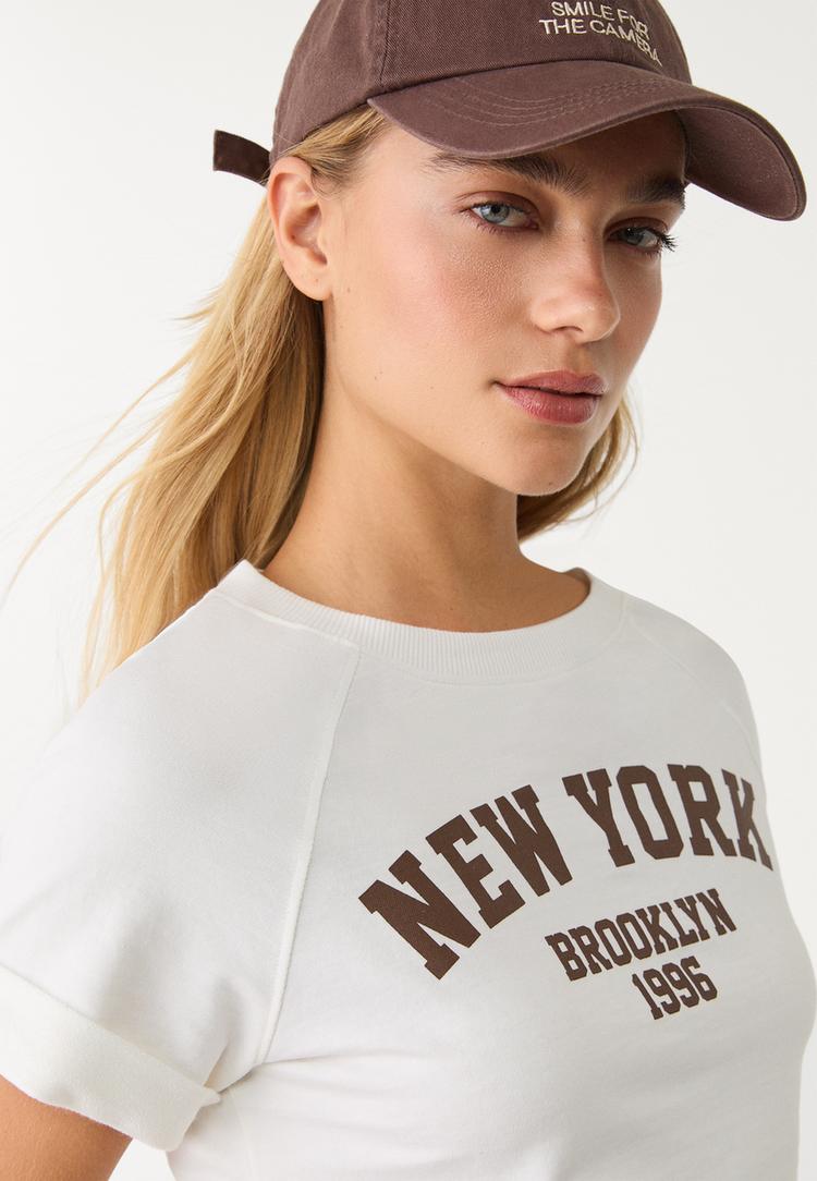 camiseta cropped texto