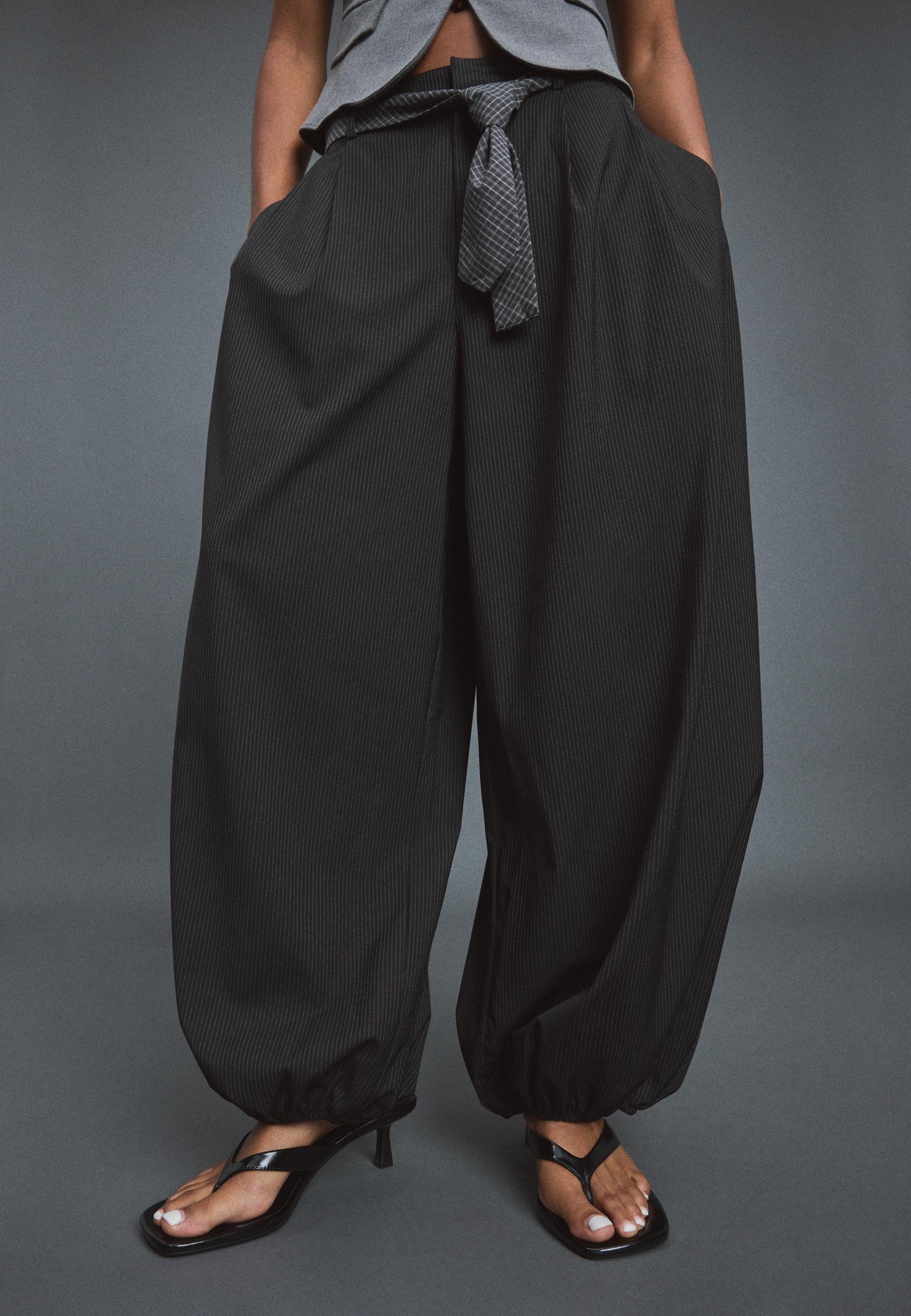 Voluminous tie-detail sarouel trousers — Black
