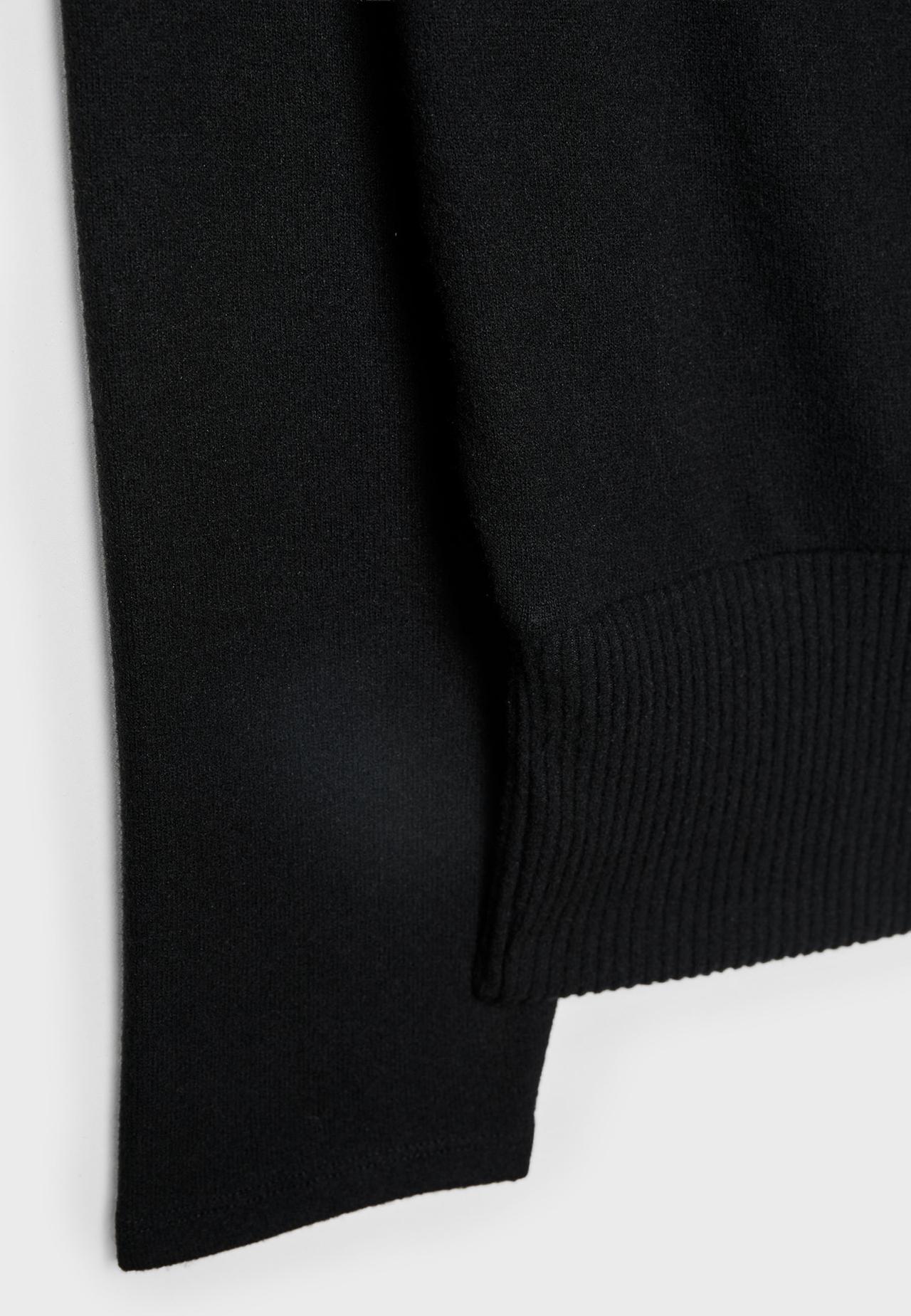 Boat neck T-shirt with waistband — Black